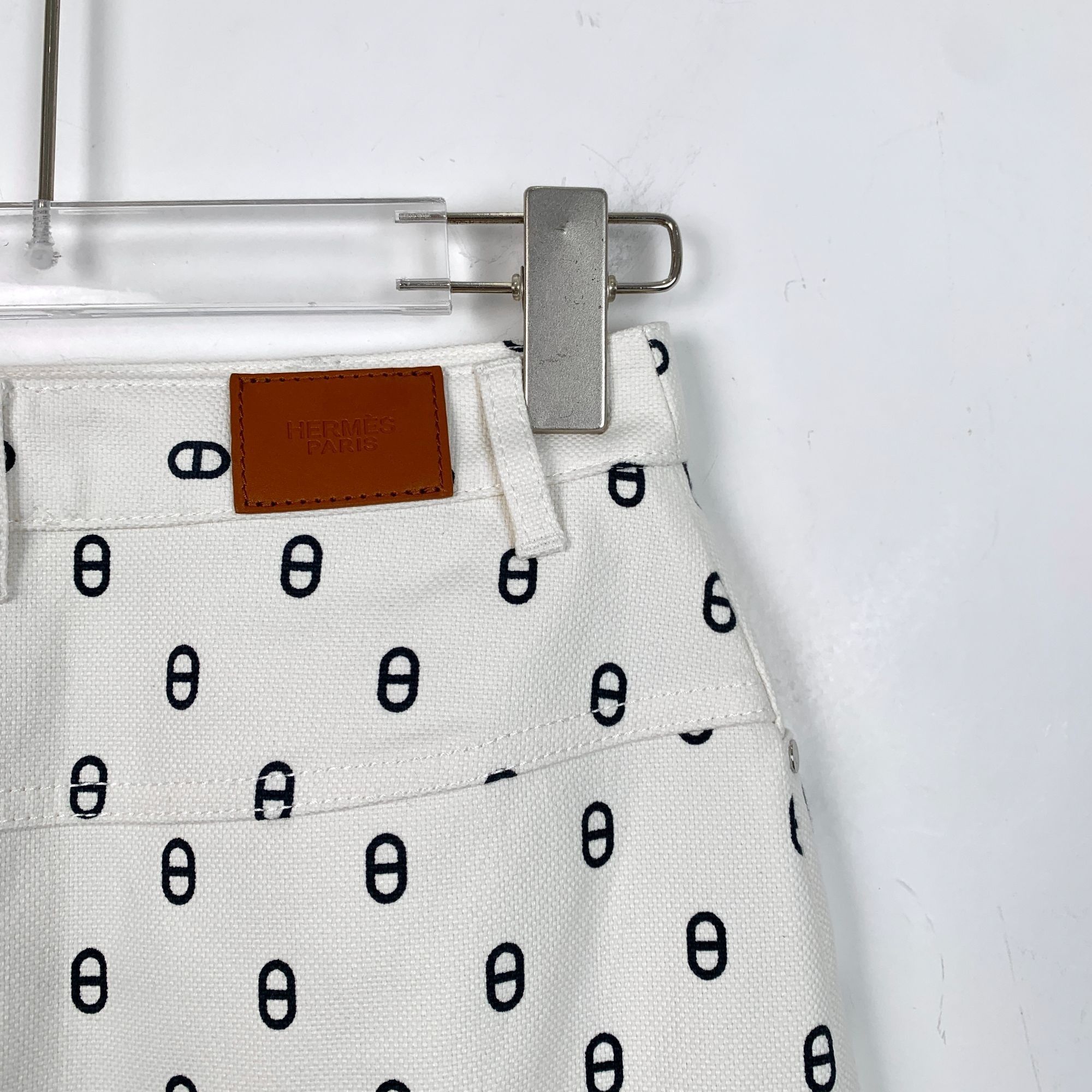 Hermes Hermès White "Pig Nose" Detail Denim Mini Skirt (Size XS) Size 34" / US 12 / IT 48 - 5 Thumbnail