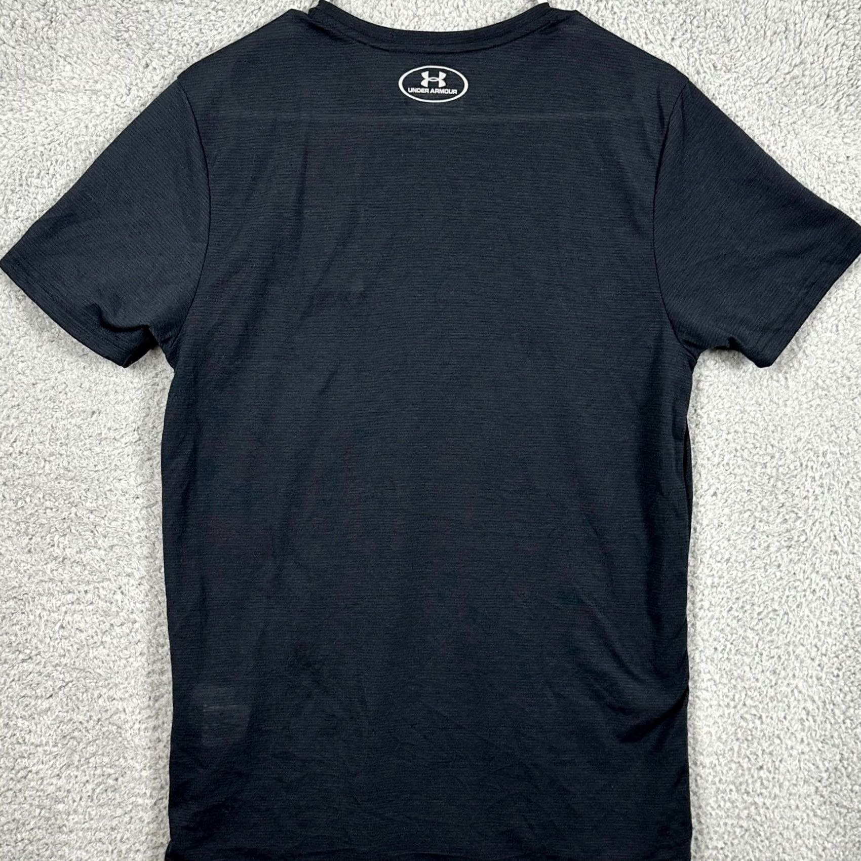 Under Armour Under Armour T-Shirt Crewneck Tee Men Small Black Running Outdoor Activewear NEW Size US S / EU 44-46 / 1 - 3 Thumbnail