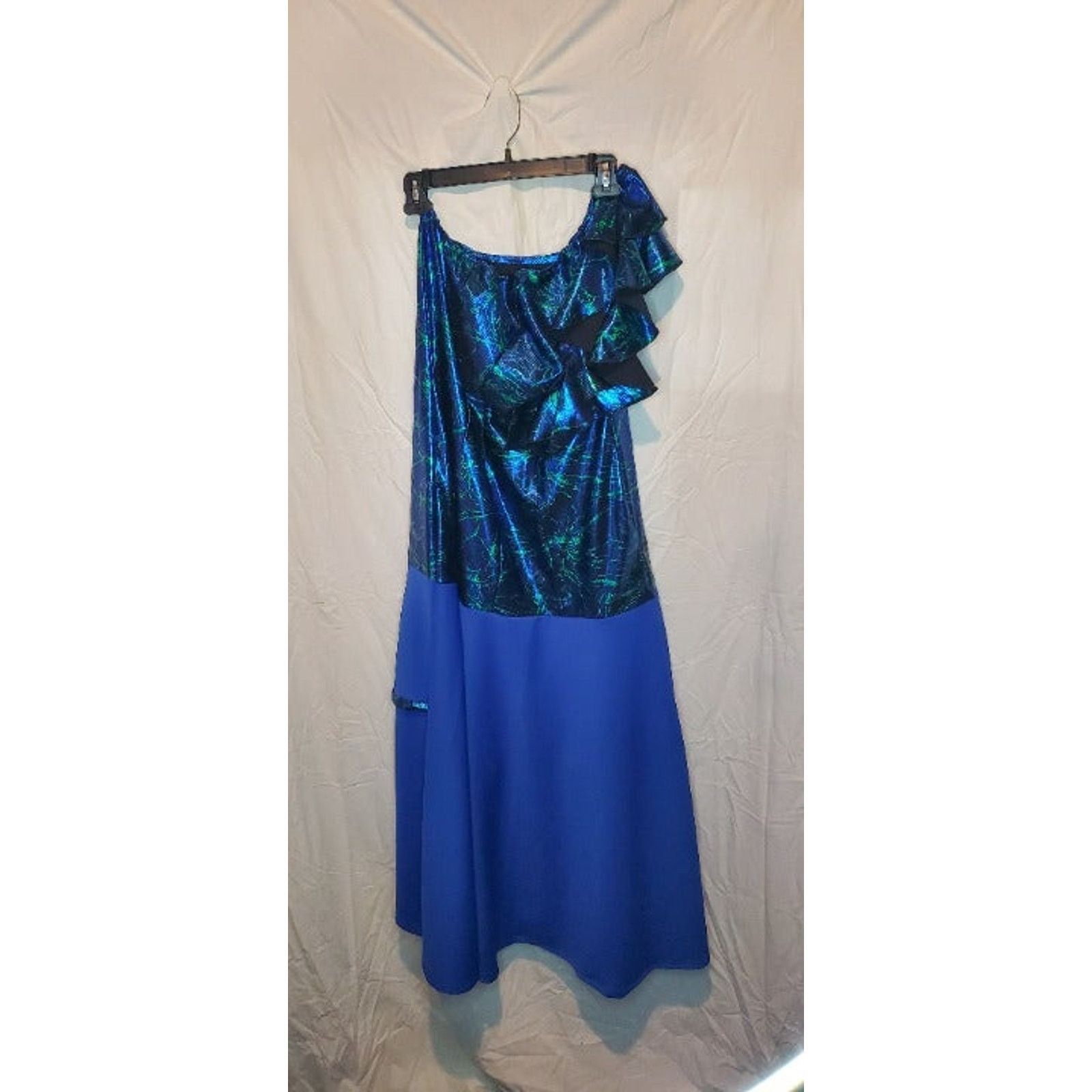 Handmade Metallic Blue One-Shoulder Handmade Dress Size 1X Size XXL / US 16-18 / IT 52-54 - 4 Thumbnail