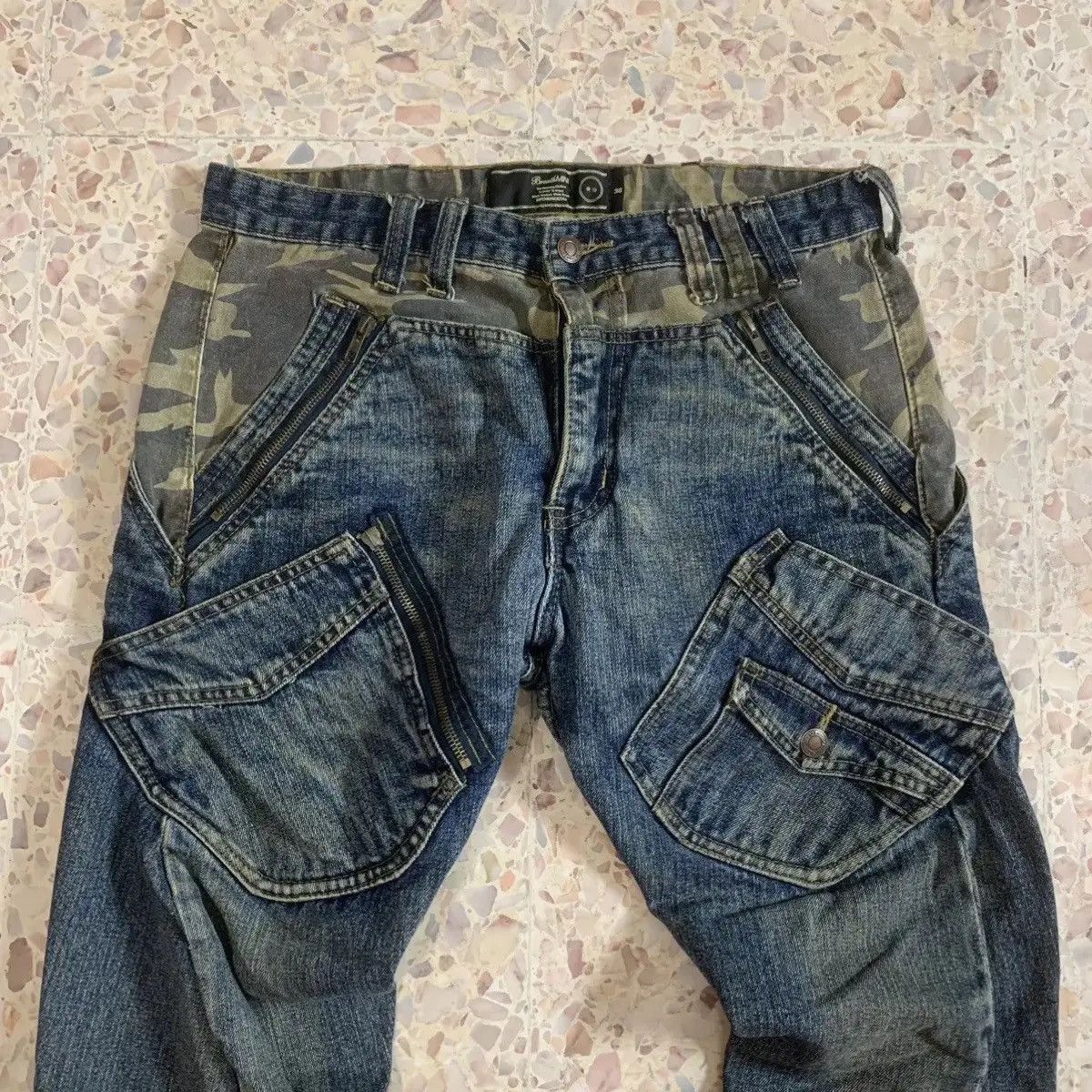 Beauty Beast 💥RARE!JAPANESE VINTAGE JEANS BRTHBREATH UNIQUE DESIGN DENIM Size US 30 / EU 46 - 2 Thumbnail