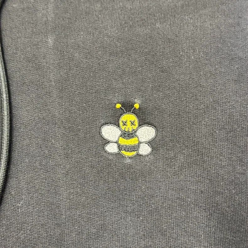 Dior Dior Bumblebee embroidered hoodie Size US S / EU 44-46 / 1 - 3 Thumbnail