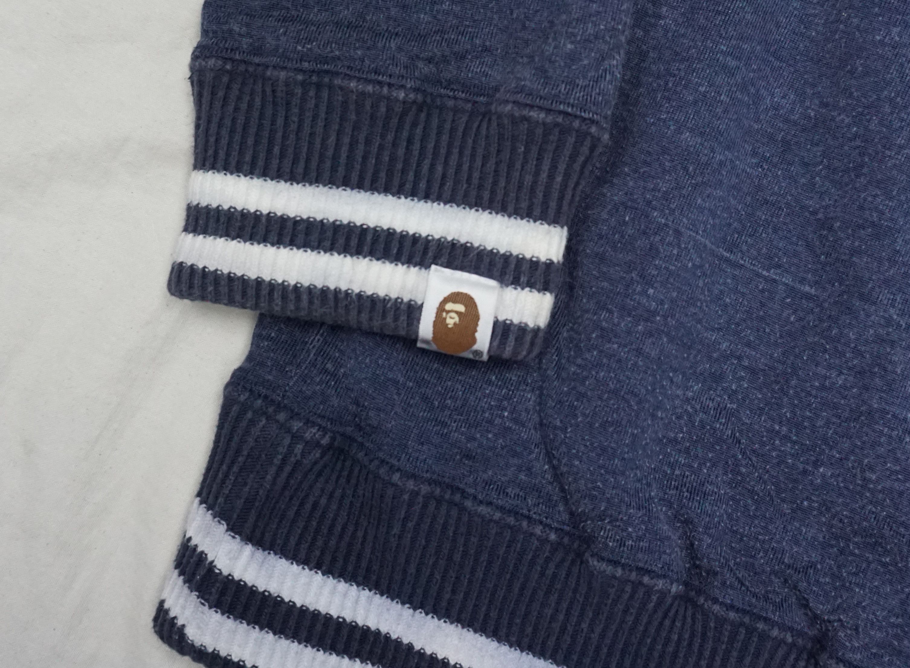 Bape × Vintage A Bathing Ape Classic Sweater 93 Size US L / EU 52-54 / 3 - 9 Thumbnail