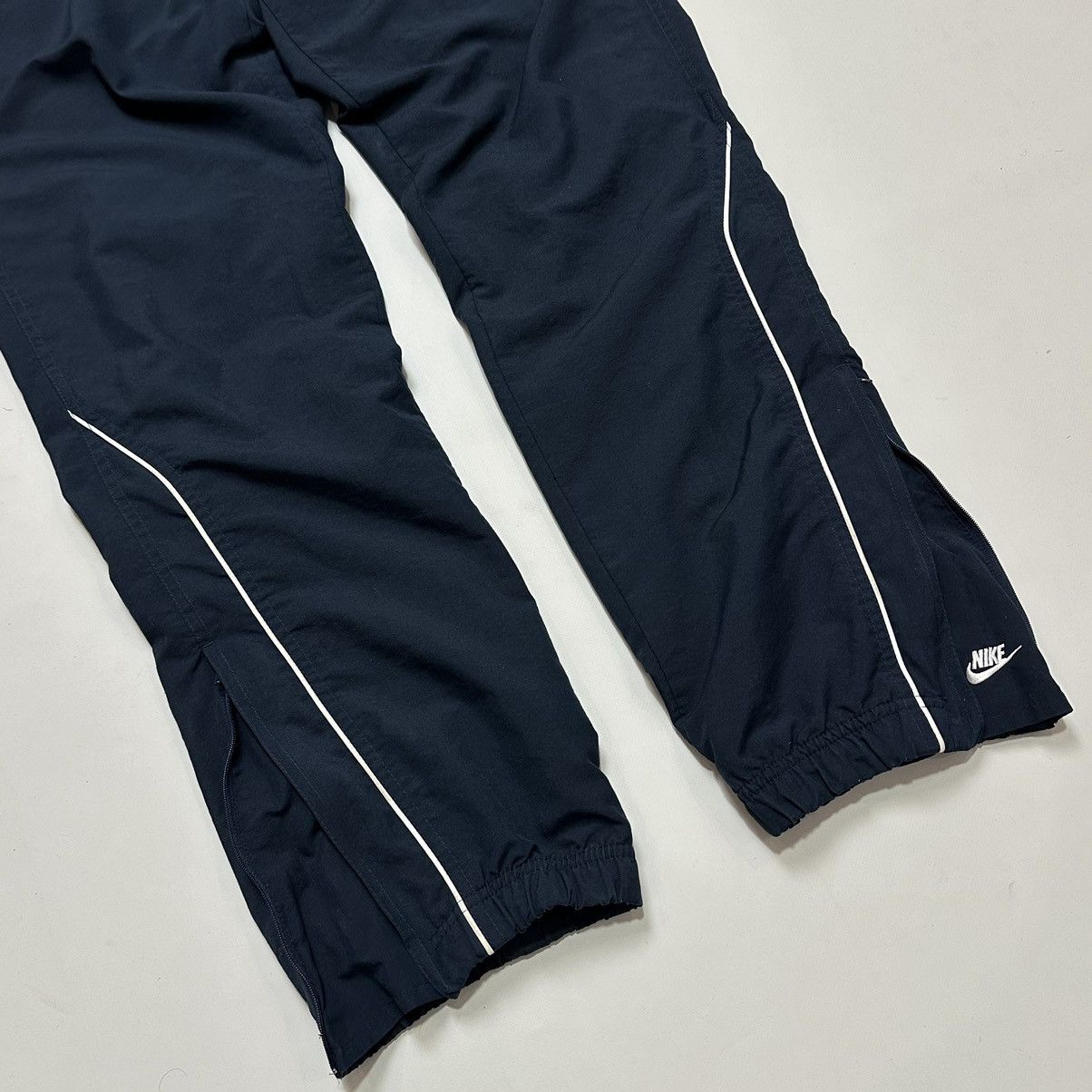 Nike Vintage Nike nylon track pants streetwear y2k Size US 32 / EU 48 - 3 Thumbnail