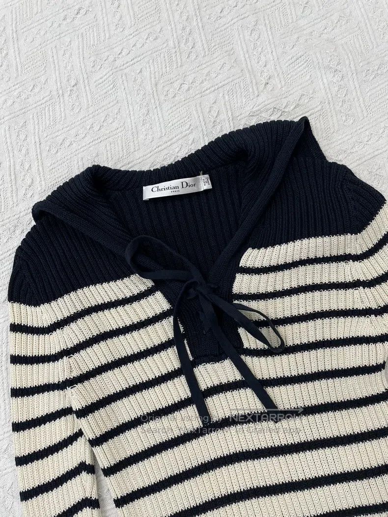 Dior Dior Navy collar striped knitted long sleeves Size XS / US 0-2 / IT 36-38 - 2 Thumbnail