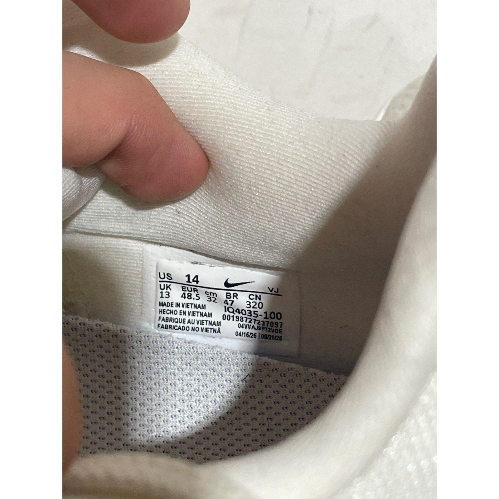 Nike NIKE VOMERO PREMIUM SAIL COCONUT MILK SIZE 14 PREOWNED Size US 14 / EU 47 - 5 Thumbnail