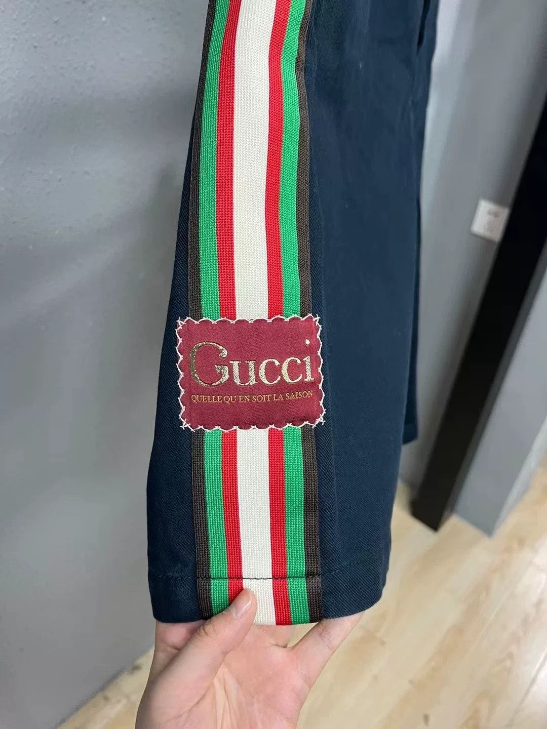 Gucci Gucci Slogan Stripe Shorts Size US 36 / EU 52 - 3 Thumbnail
