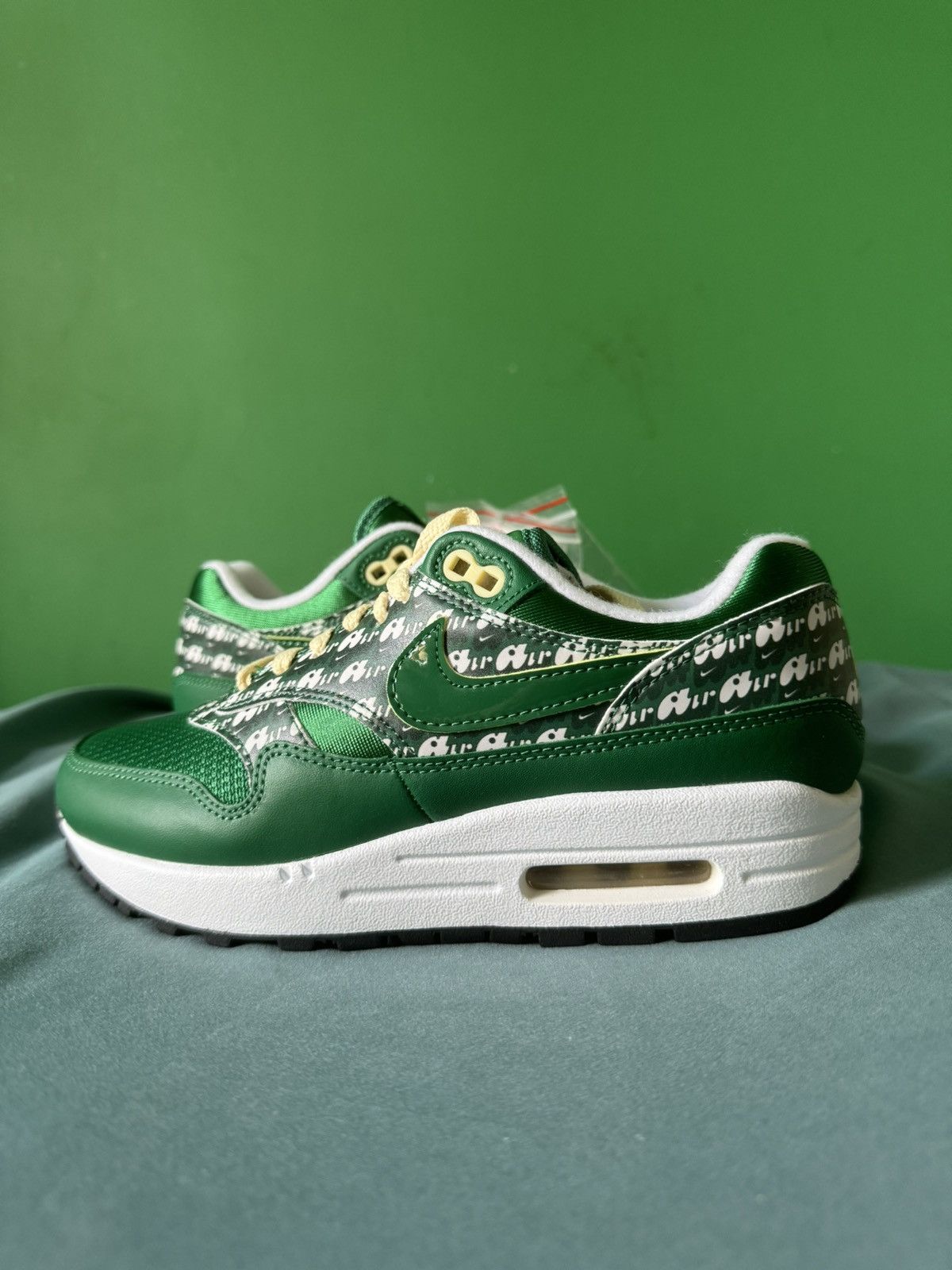 Nike Nike Air Max 1 Limeaid 2029 Size US 5 / EU 37 - 1 Thumbnail