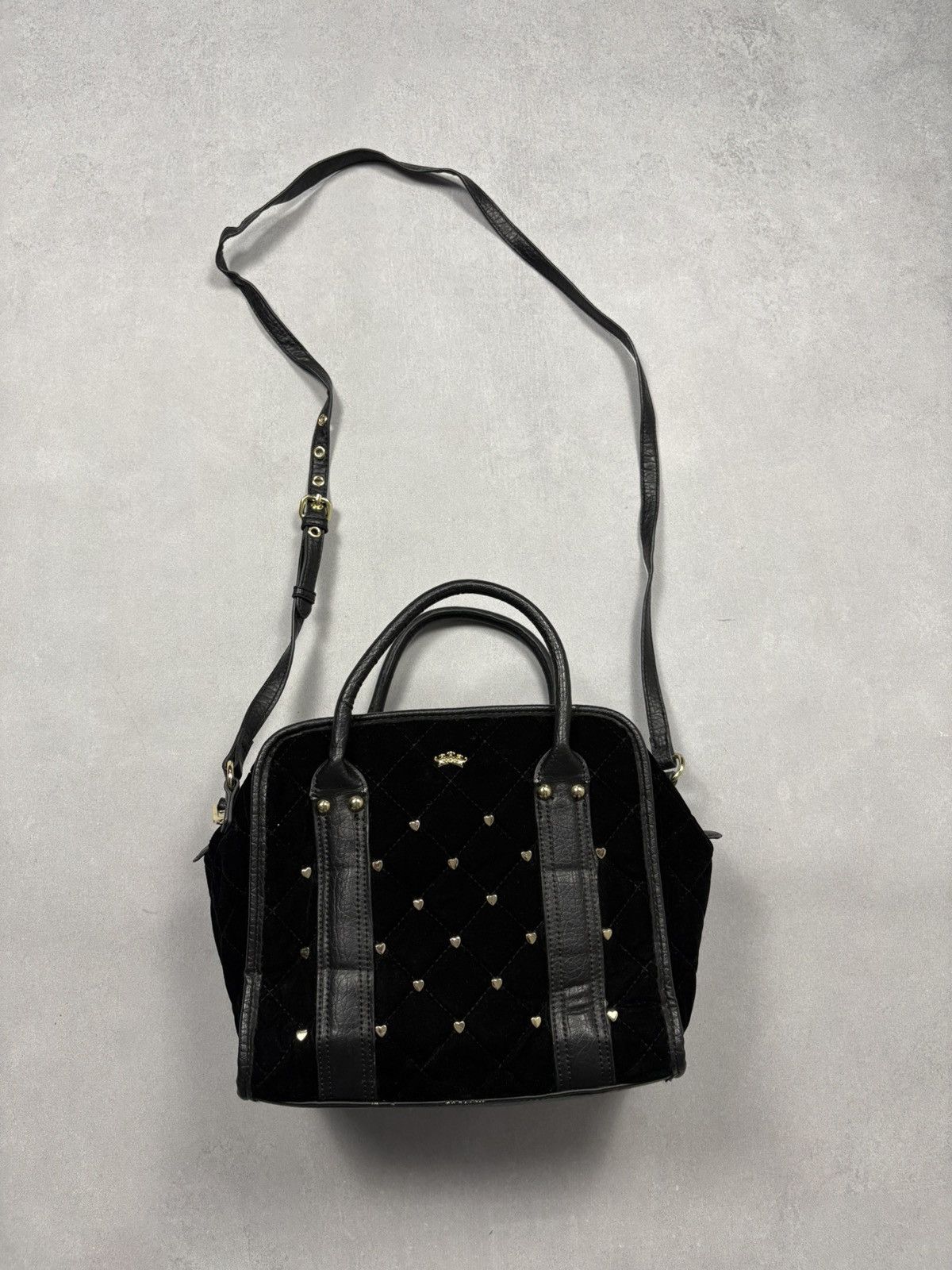 Juicy Couture Juicy Couture Vintage Velvet Heart Shoulder Crossbody Bag Size ONE SIZE - 1 Thumbnail