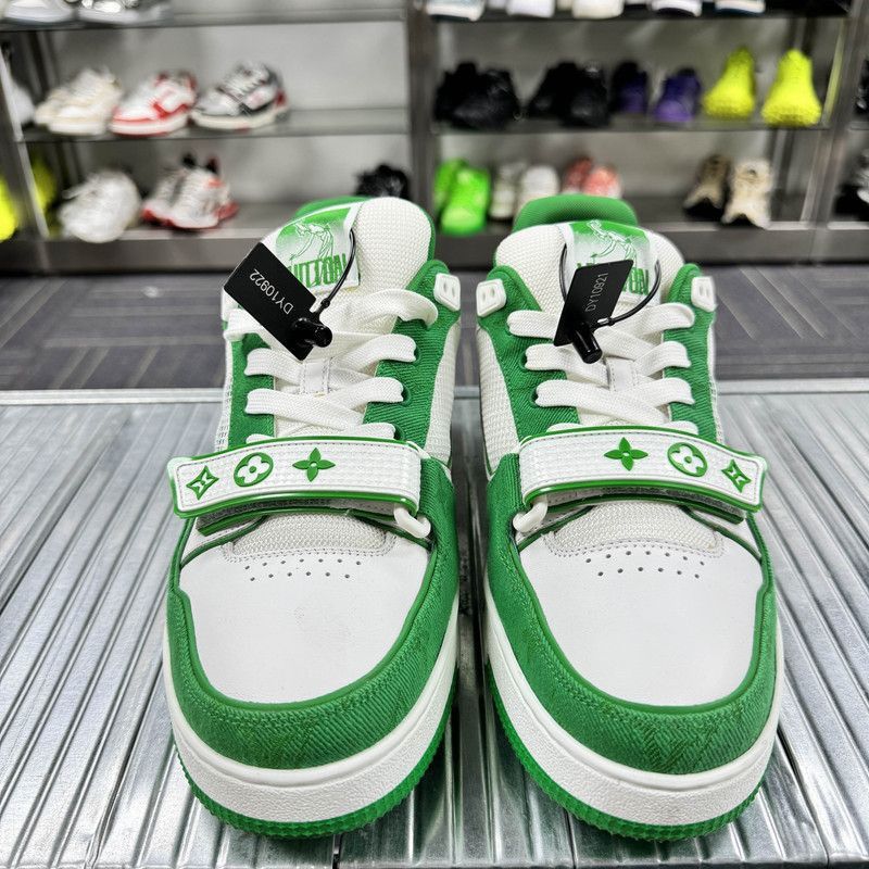 Louis Vuitton Louis Vuitton Stylish Green and White Trainer Sneakers -250 Size US 8 / EU 41 - 2 Thumbnail