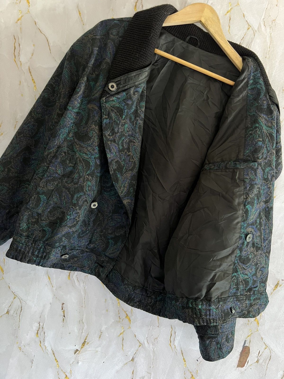 Vintage Vintage 90s Paisley Jacquard Bomber Jacket Knit Collar Trim Size US XXL / EU 58 / 5 - 9 Thumbnail