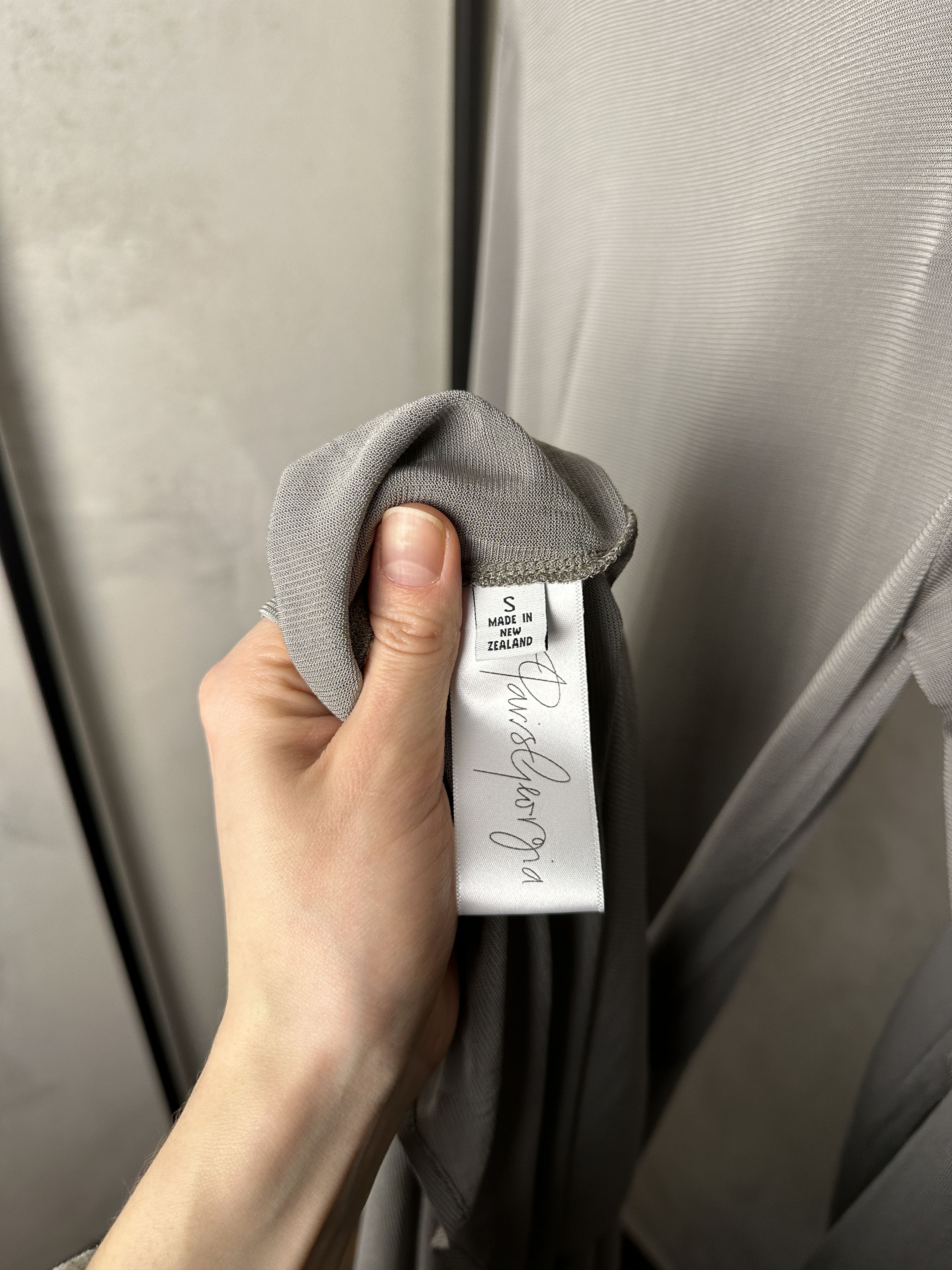Paris Georgia PARIS GEORGIA Tilda Draped Jersey Silver Maxi Dress Size XS / US 0-2 / IT 36-38 - 9 Thumbnail