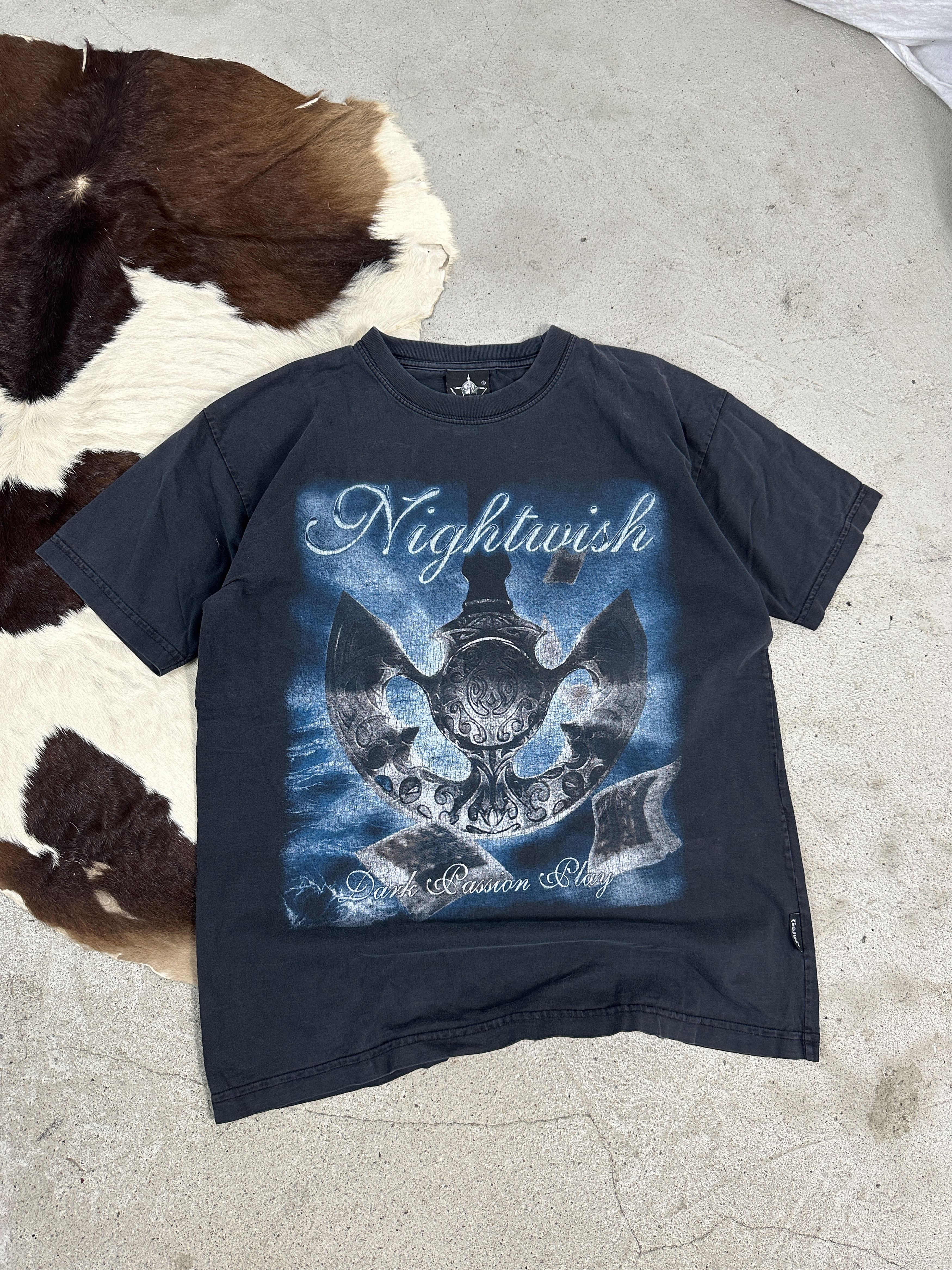 Vintage Vintage Streetwear Oversize Printed Nightwish T-shirt 00s Size US M / EU 48-50 / 2 - 1 Thumbnail