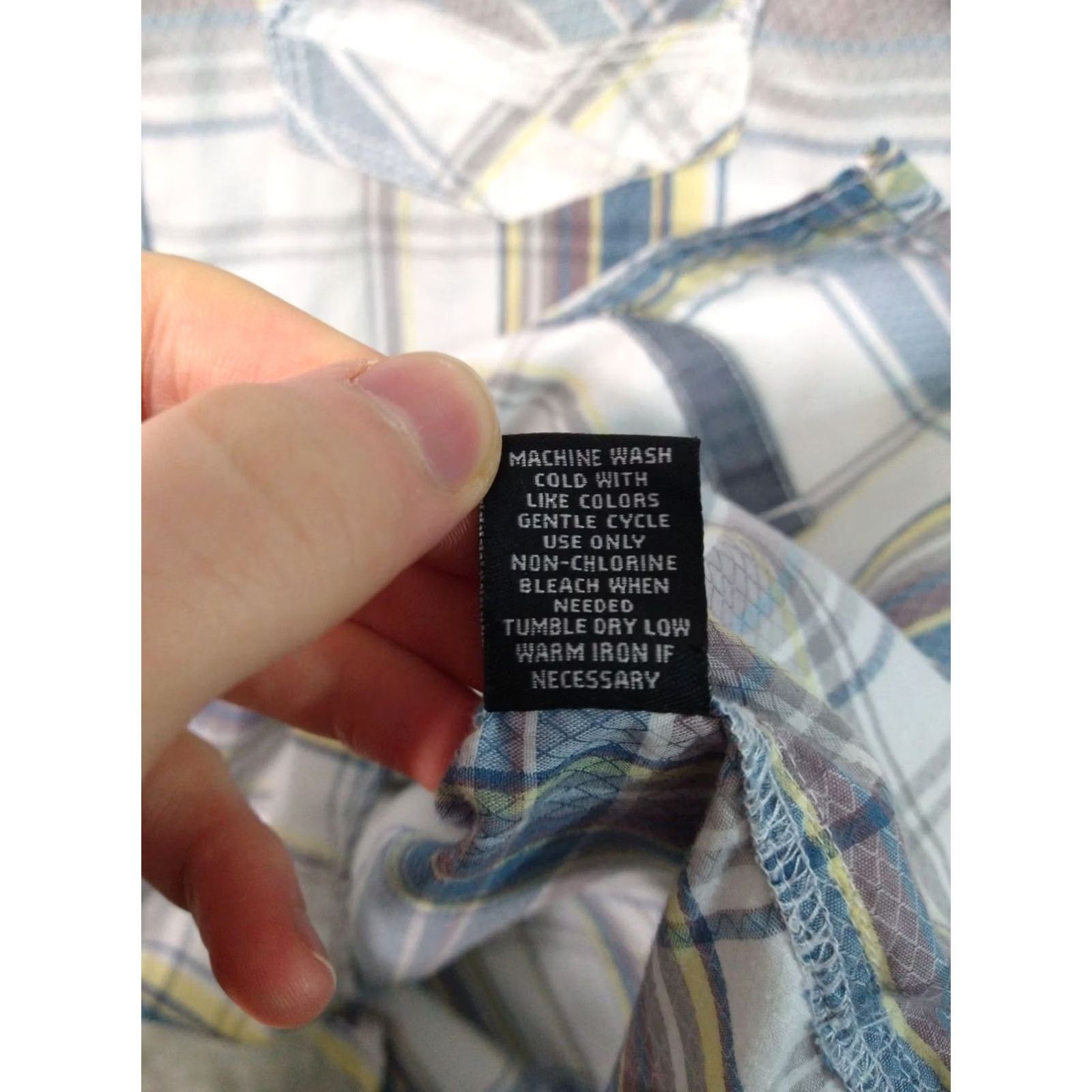 Vintage BKE Buckle Shirt Mens Large White Plaid Standard Fit Short Sleeve Button Up Size US L / EU 52-54 / 3 - 7 Thumbnail