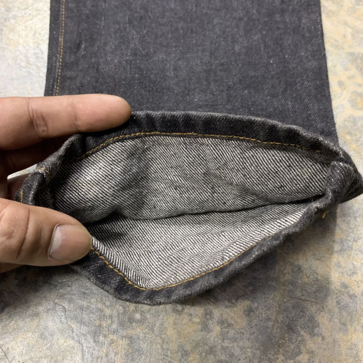 Japanese Brand × Uniqlo × Vintage Uniqlo Unique Clothing Warehouse dusty black Jean Size US 32 / EU 48 - 15 Thumbnail