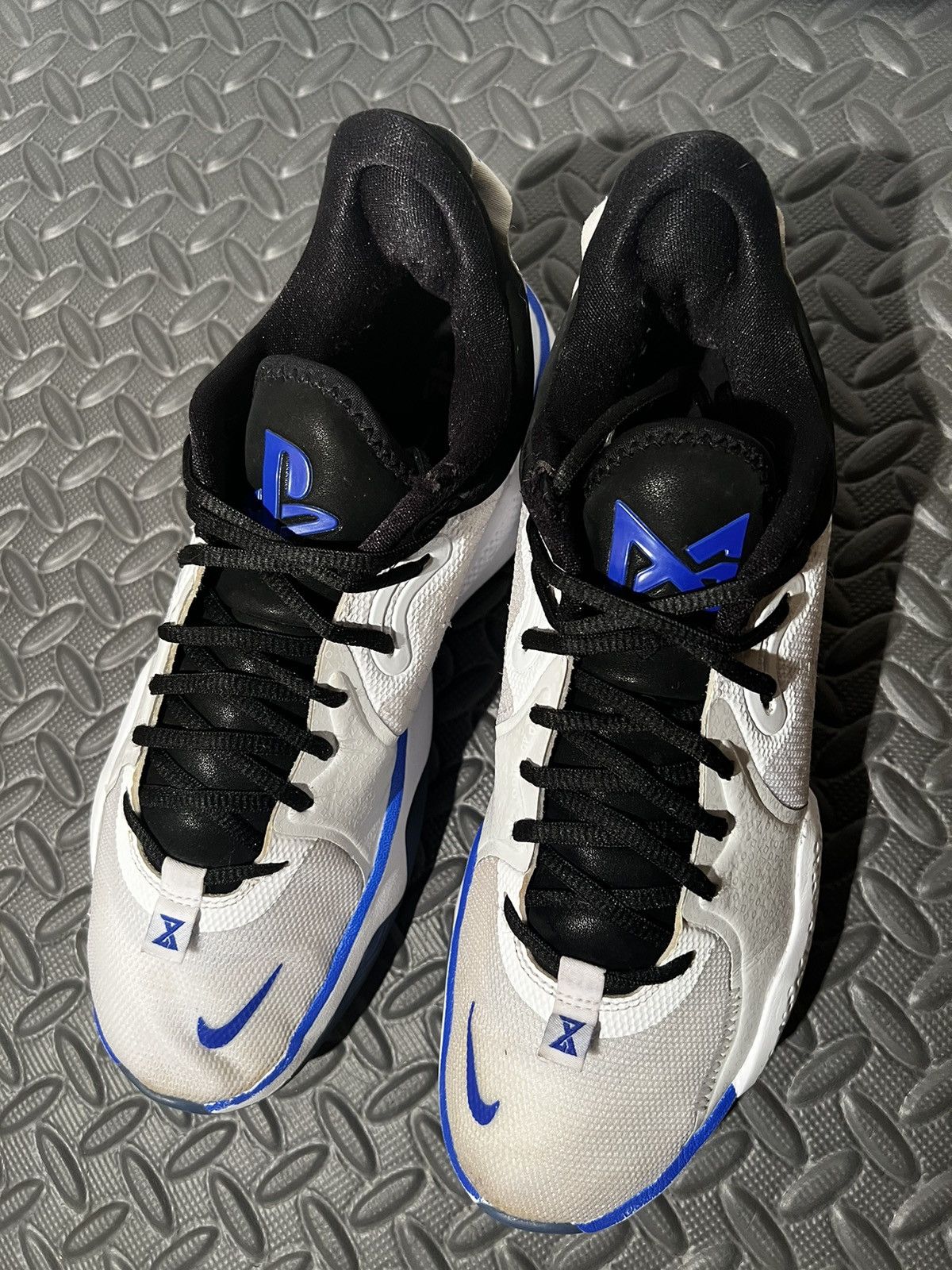 Nike CLEAN Nike PG5 Playstation White Size 10 Mens Shoes Size US 10.5 / EU 43-44 - 4 Thumbnail