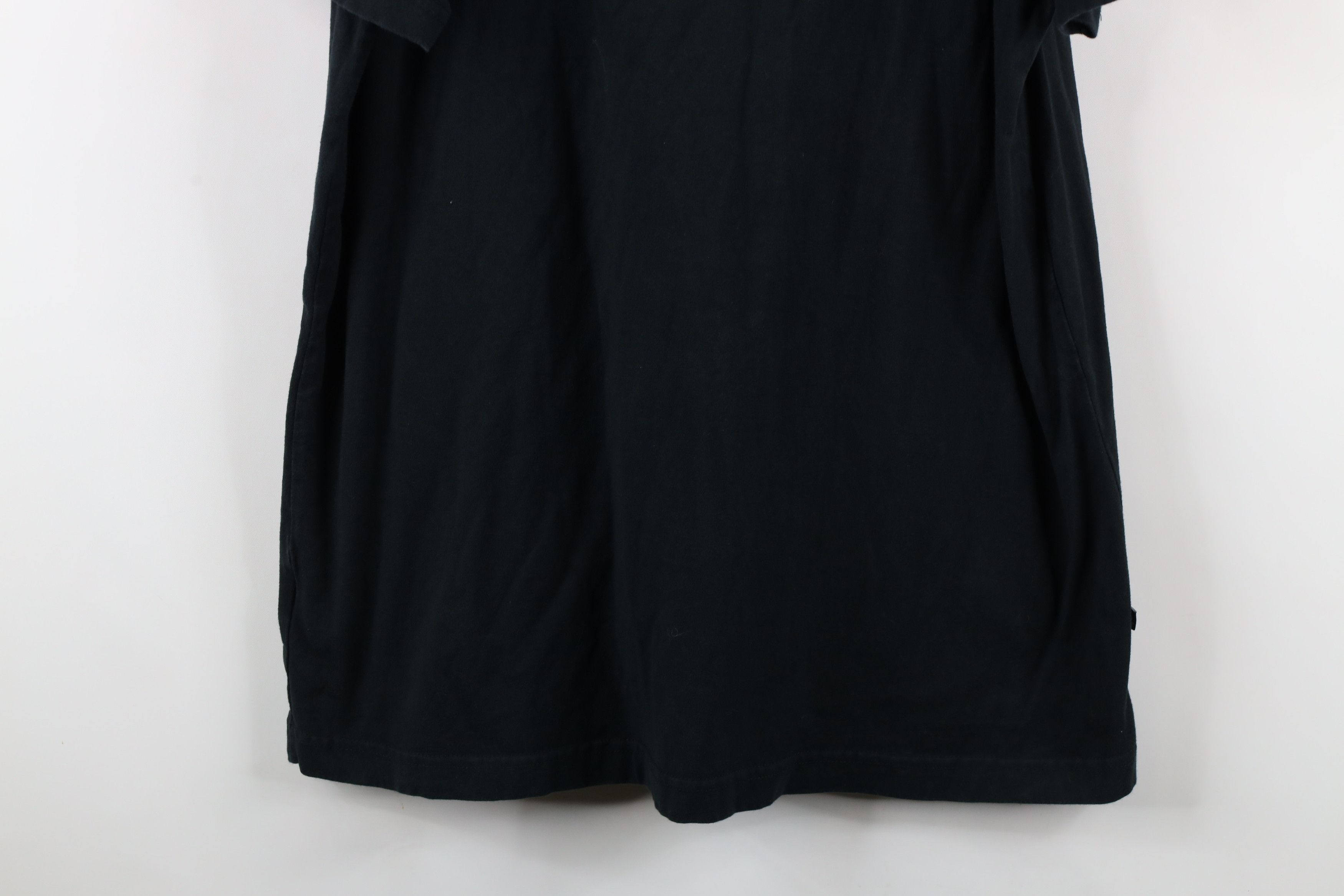 Marc Ecko × Vintage Vintage Marc Ecko Paisley Skull Sword Short Sleeve T-Shirt Size US XL / EU 56 / 4 - 13 Thumbnail