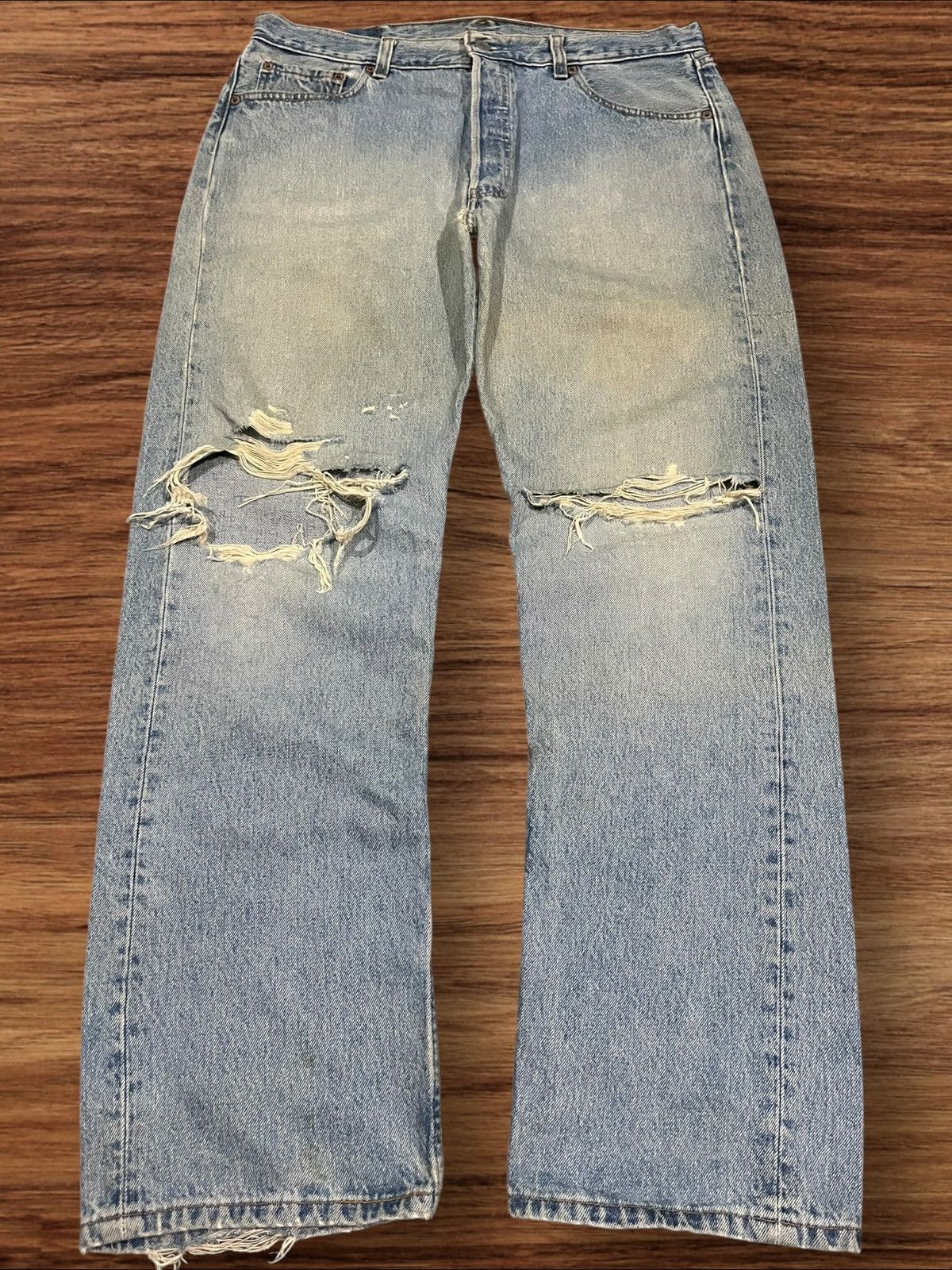 Levi's Vintage 90s Levi’s 501 Blue Wash Button Fly Distressed Jeans Size US 36 / EU 52 - 1 Thumbnail