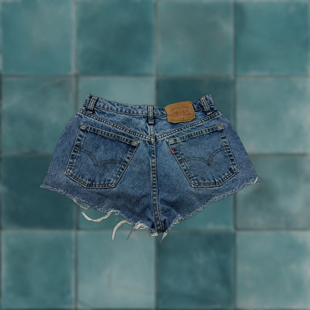 Levi's VINTAGE Levi’s 531 Shorts Women’s 31 Blue Denim Cut-Off Casual Womens American 90s Festivals Cowgirl Daisy 100% Cotton Size 24" / US 00 / IT 34 - 1 Thumbnail