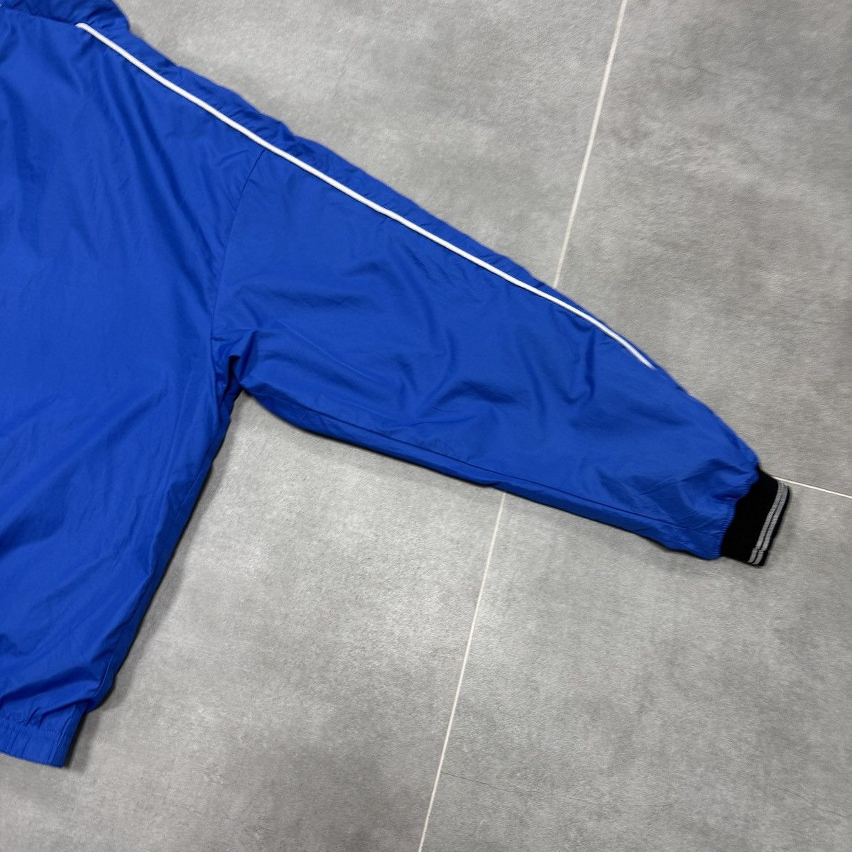 Nike × Vintage Vintage Nike Team Embroidered Logo Swoosh Track Jacket Size US L / EU 52-54 / 3 - 21 Thumbnail