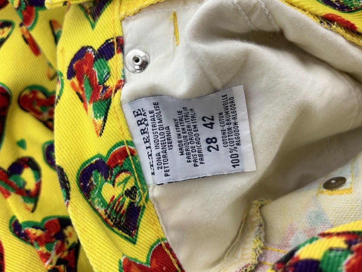 Versace 90s Vintage 1997 Gianni Versace Signature Heart Print Pants Size 28" / US 6 / IT 42 - 12 Thumbnail