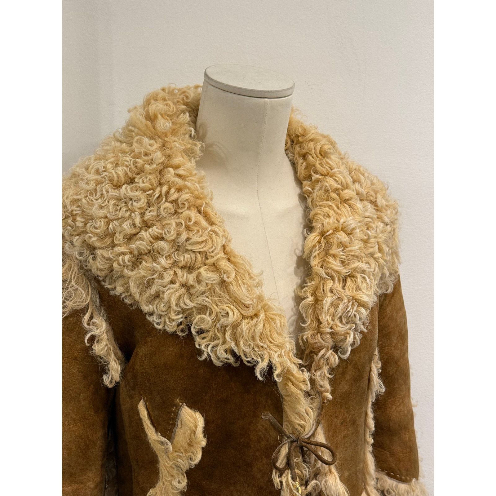 Roberto Cavalli A/W1999 Roberto Cavalli shearling patchwork jacket Size S / US 4 / IT 40 - 5 Thumbnail
