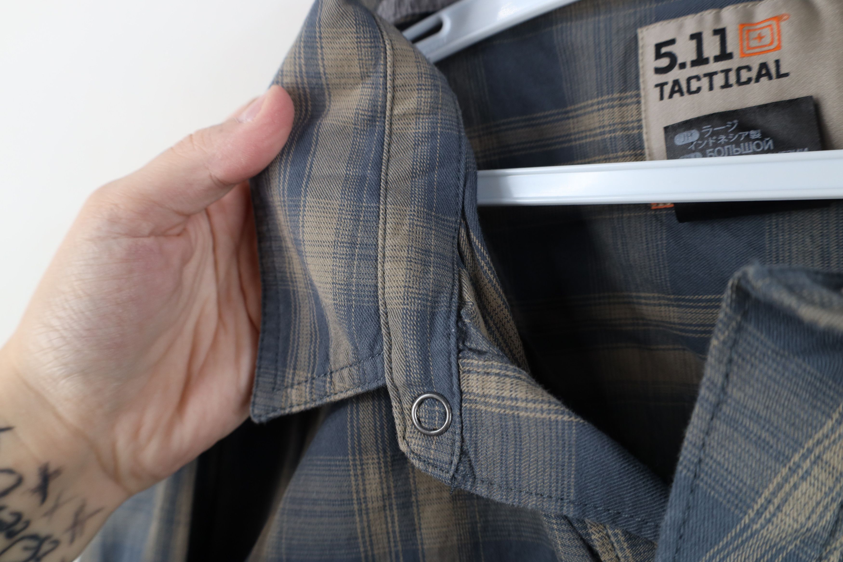 Vintage 5.11 Tactical Series Flannel Snap Button Shirt Plaid Gray Size US L / EU 52-54 / 3 - 9 Thumbnail