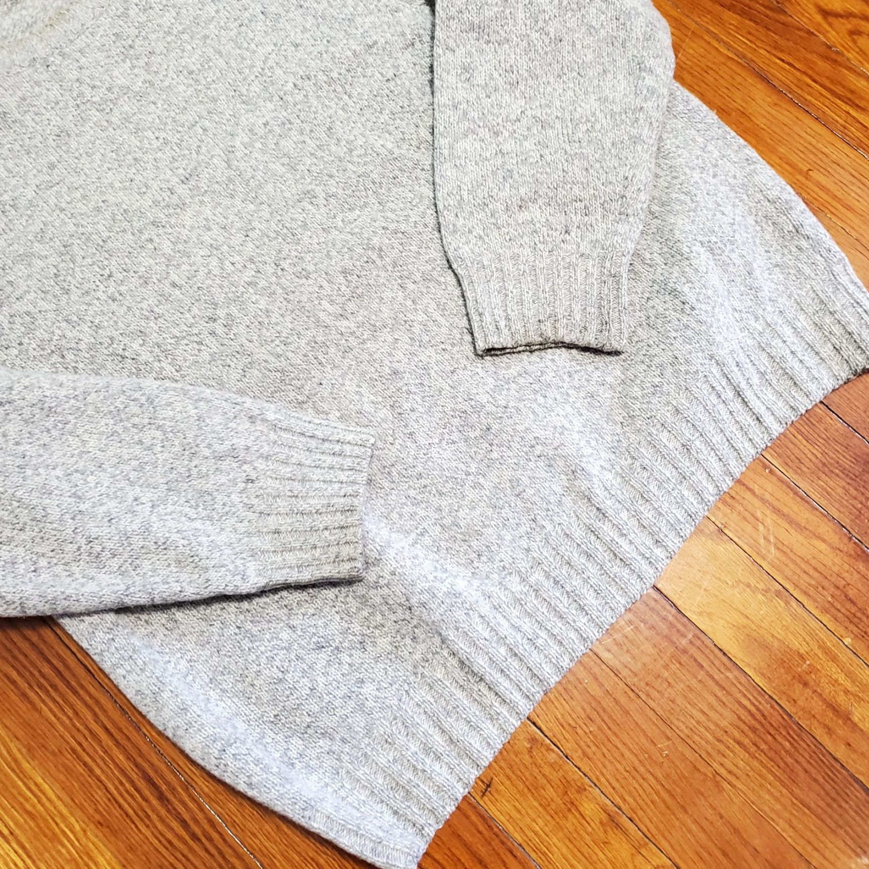 Blumarine VINTAGE Blumarine Sweater Pullover Crew Neck Long Sleeve Gray Wool Polyamide Made in Italy XL Mens Size US XL / EU 56 / 4 - 4 Thumbnail