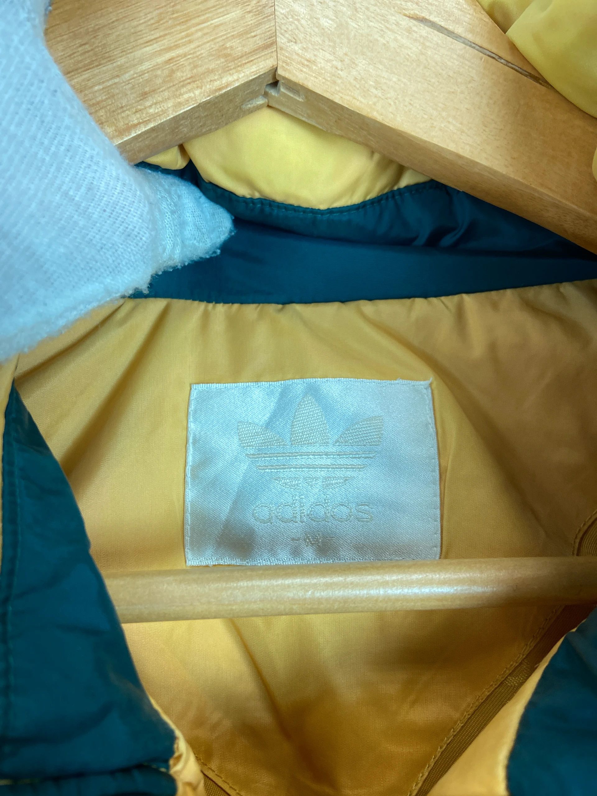 Adidas Adidas Yellow Puffer Jacket M | Vintage 80s Trefoil Size US M / EU 48-50 / 2 - 3 Thumbnail