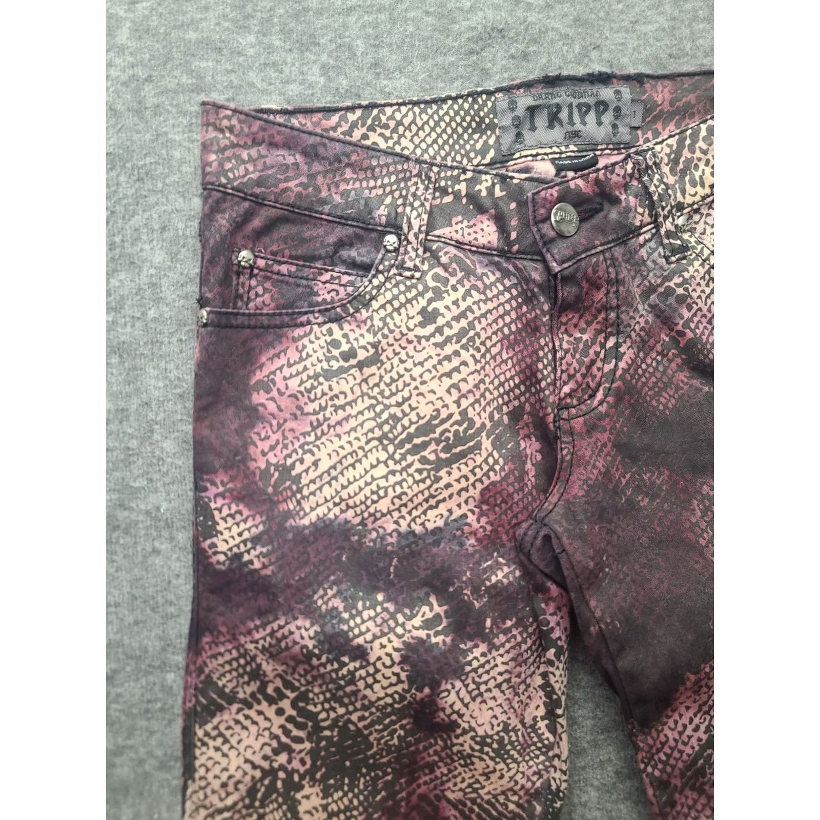 Tripp NYC TRIPP NYC Pants Womens 26x32 Skinny Leg Gothic Punk Rock Grunge Multiple Color twill Button Zip Casual Size 25" / US 0 / IT 36 - 7 Thumbnail