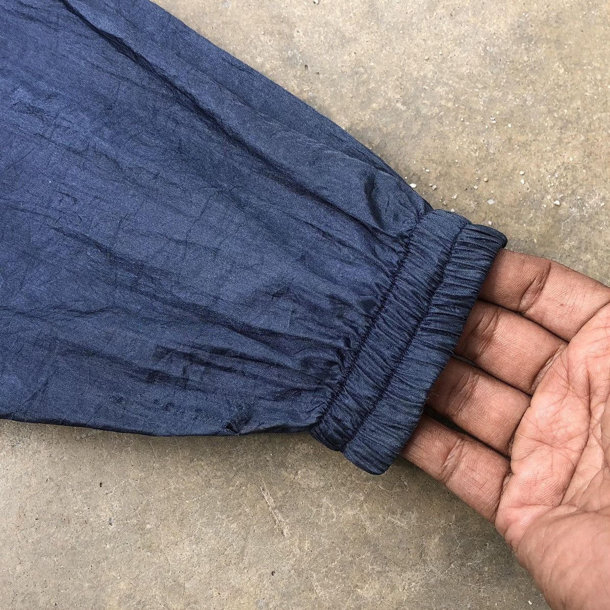 Vintage Vintage Sun Faded Suntory Boss Coffee Nylon Bomber Jacket Size US M / EU 48-50 / 2 - 12 Thumbnail