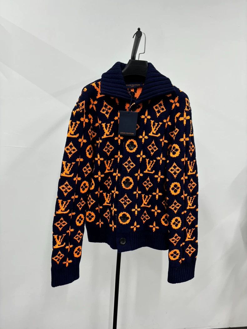 Louis Vuitton Louis Vuitton SS23 Full Logo Jacquard Logo Sweater Size US M / EU 48-50 / 2 - 1 Thumbnail