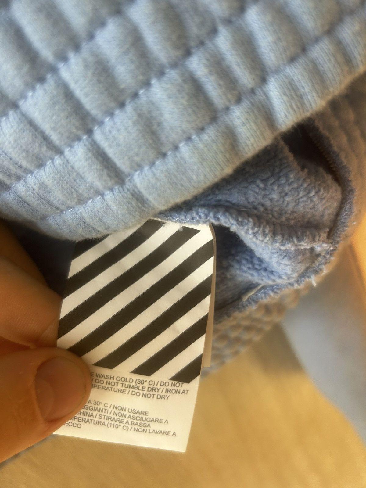 Off-White Off White State of Liberty Crew Size US L / EU 52-54 / 3 - 7 Thumbnail