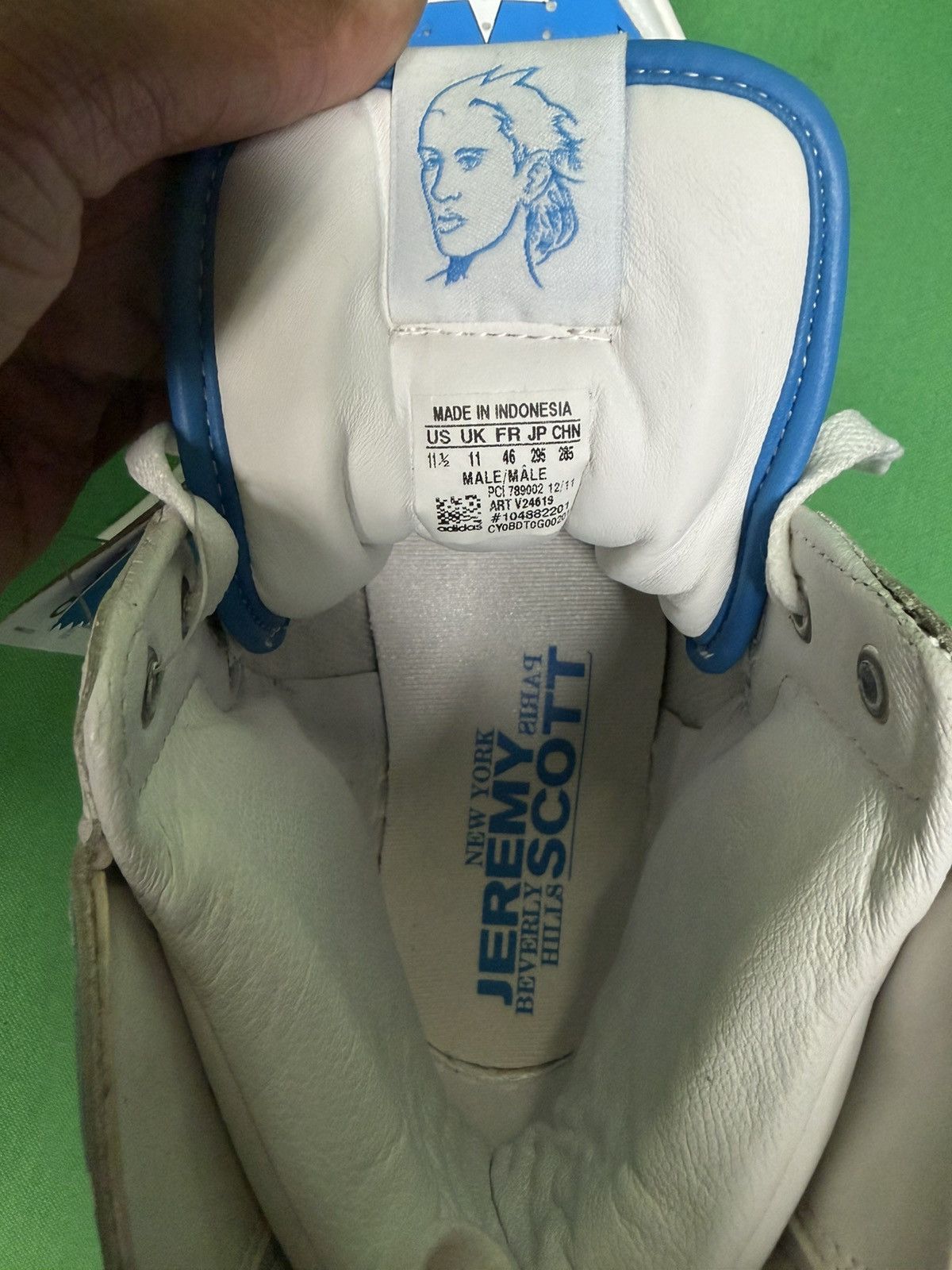 Adidas × Jeremy Scott Adidas Jeremy Scott Wings 2.0 Stars and Stripes Size US 11.5 / EU 44-45 - 8 Thumbnail