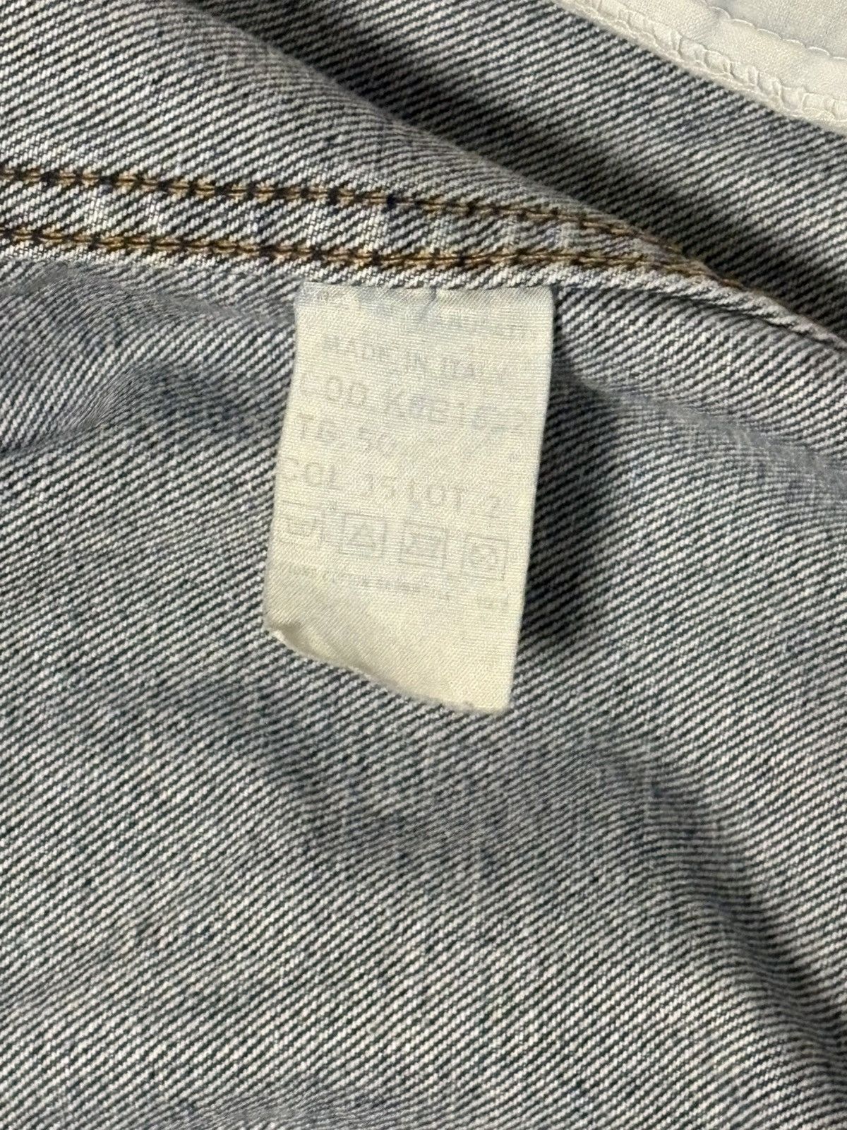 Emporio Armani 80s/90s Emporio Armani Made in Italy Denim Trucker Jacket Size US M / EU 48-50 / 2 - 8 Thumbnail