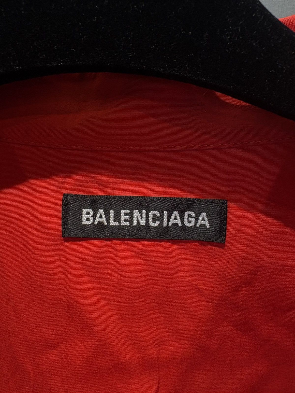 Balenciaga Balenciaga Button Down Short Sleeve Red Size 44 Size US S / EU 44-46 / 1 - 3 Thumbnail