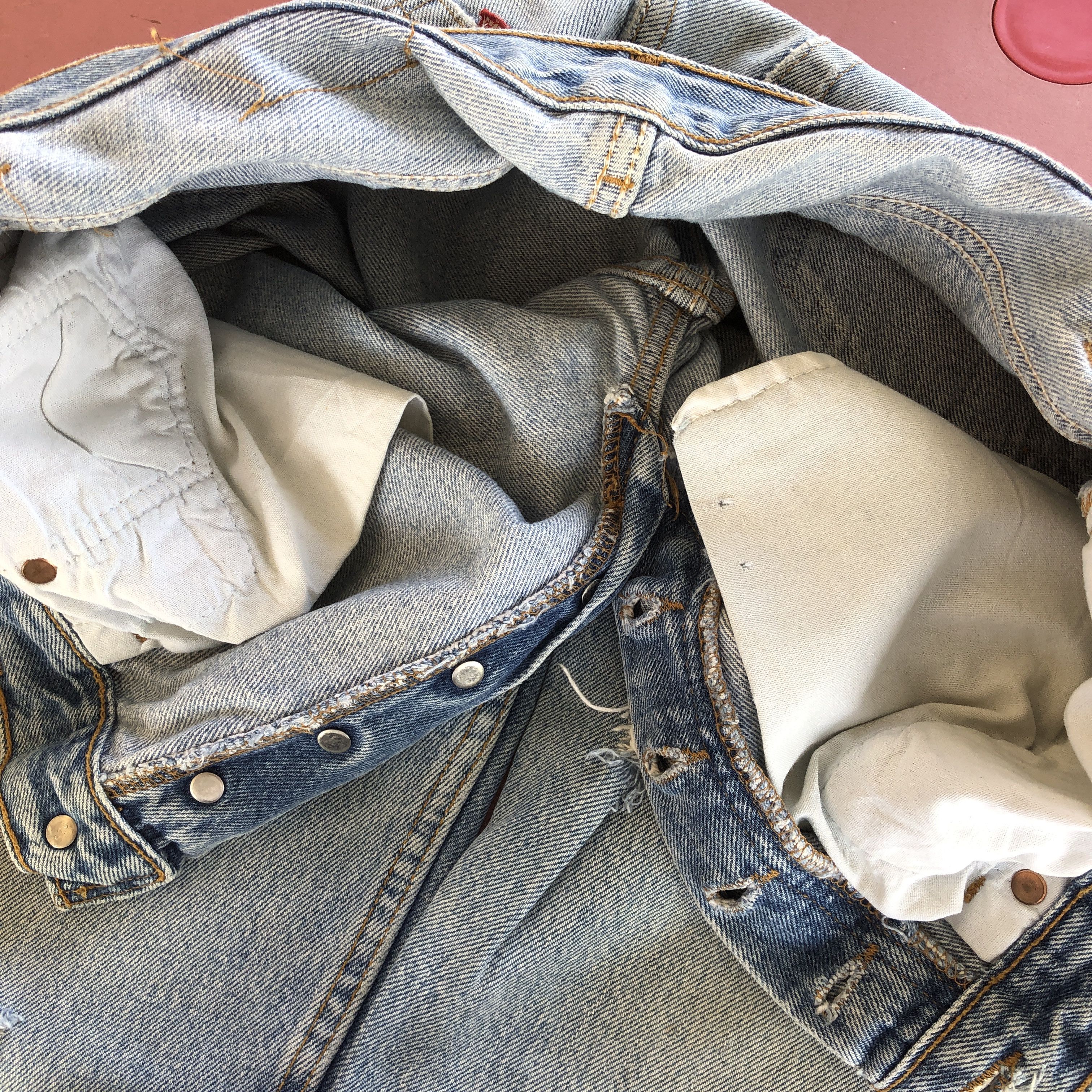 Levi's Vintage Levis 501 Distressed Jeans Levi's Sun Faded Denim Size US 30 / EU 46 - 9 Thumbnail