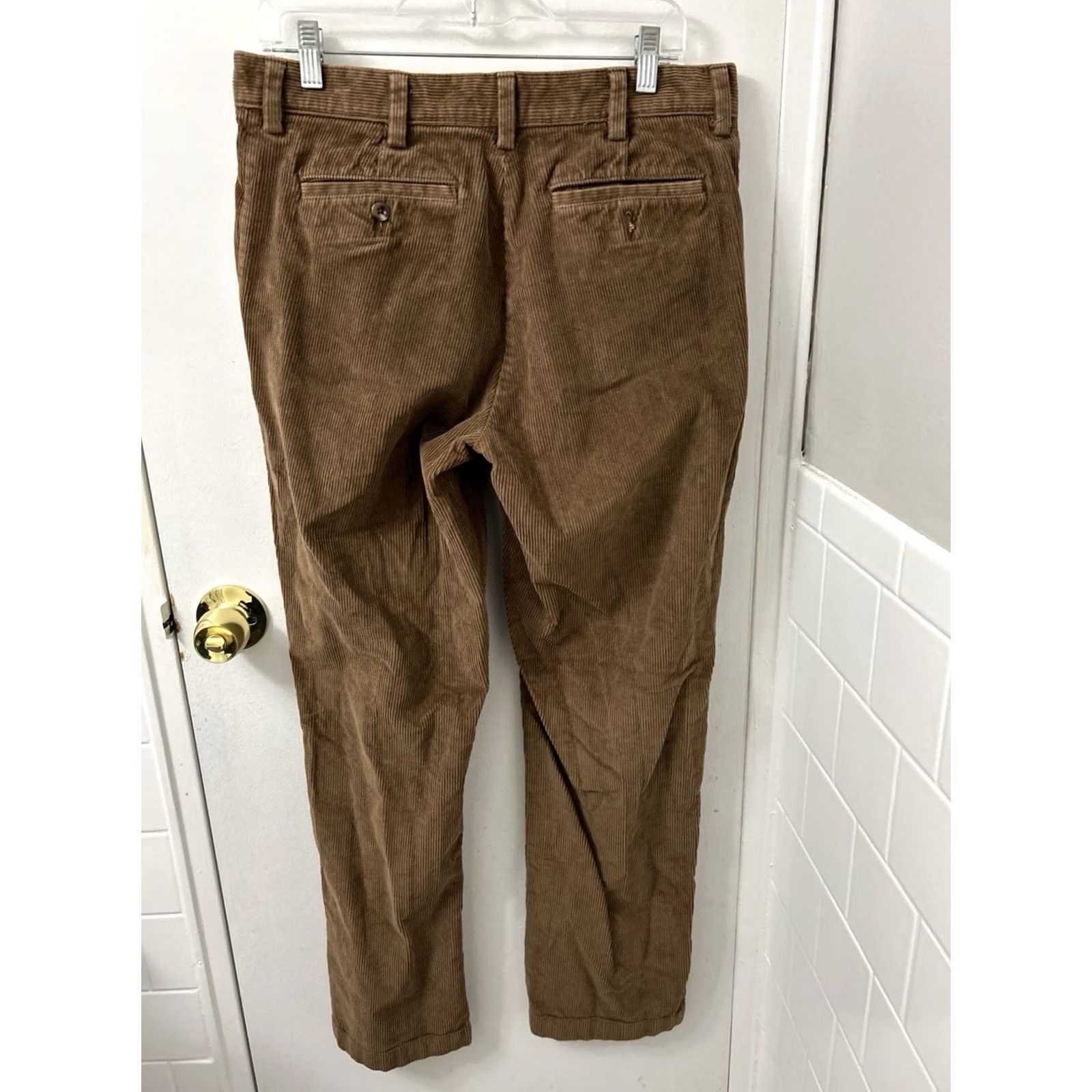 Vintage LL Bean Country Corduroy Pants Mens 33x32 Brown Classic Fit Stretch Casual Workwear Straight 5-Pocket Zipper Button Size US 33 - 6 Thumbnail