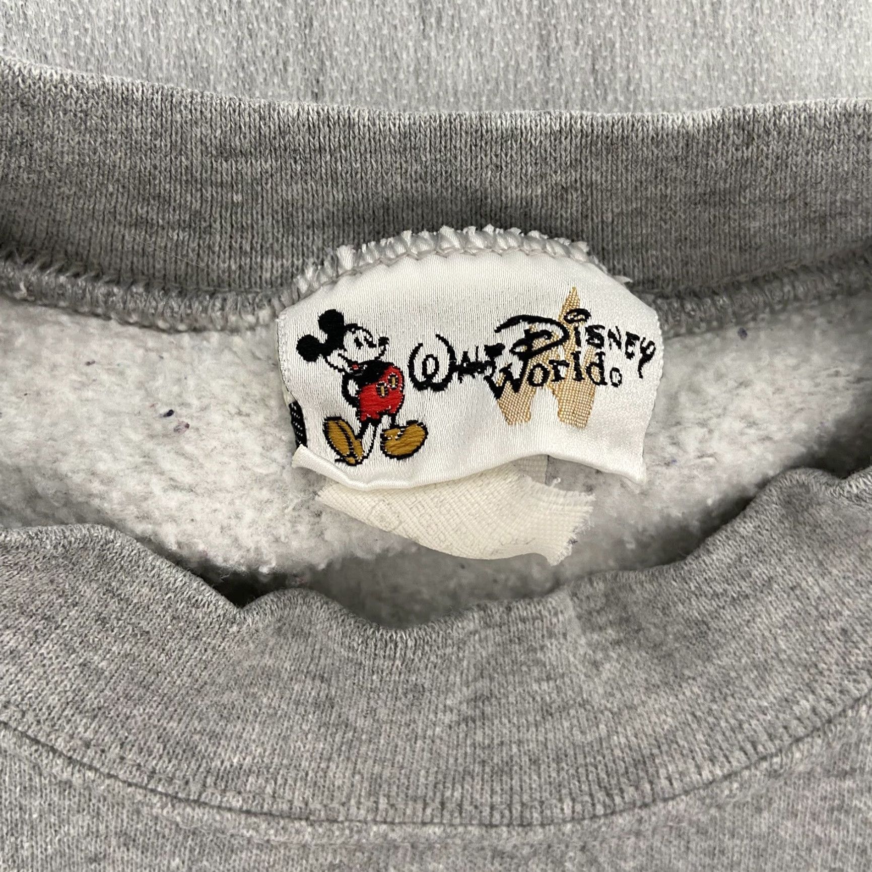 Disney VINTAGE Disney Mickey Mouse USA Flag Sweater Pullover Adult Medium Gray Fleece M Size US M / EU 48-50 / 2 - 6 Thumbnail