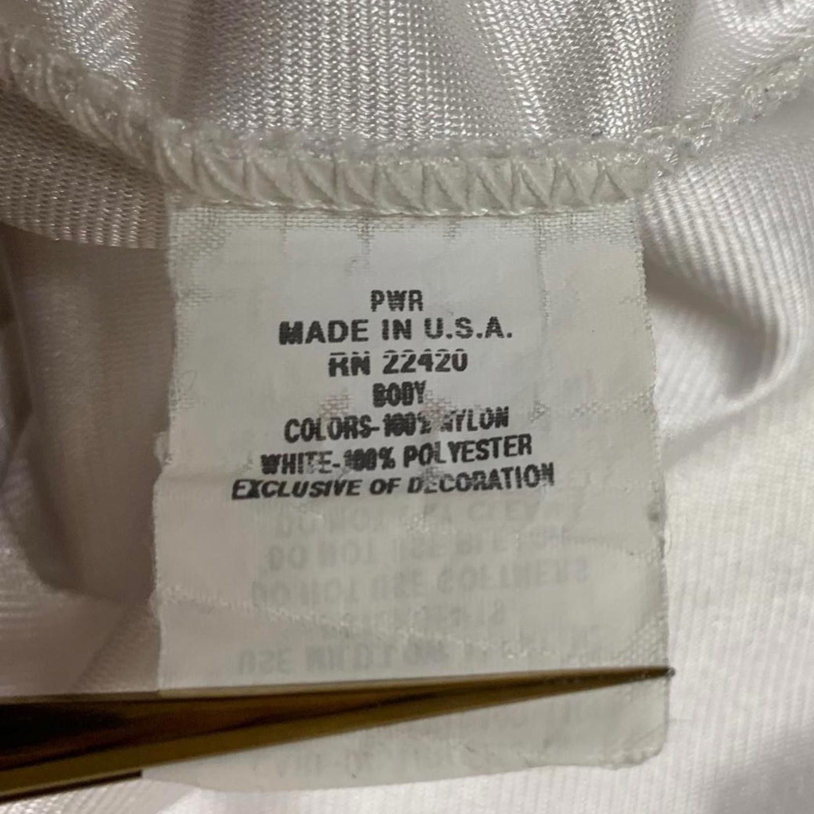 Nike VTG Nike Raiders Basketball Jersey #15 Sz M White Size US M / EU 48-50 / 2 - 12 Thumbnail