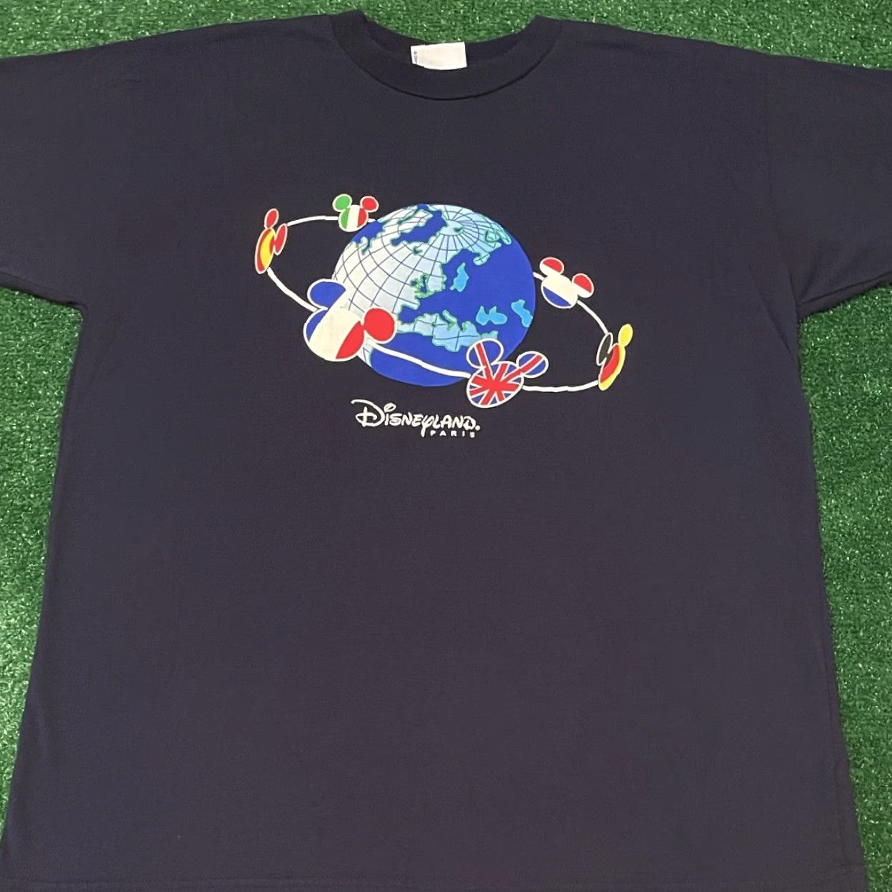 Disney VINTAGE Disney Disneyland Paris Mickey Around The World Y2K Retro Shirt XL Mens Blue Mickey 90s Paris Size US XL / EU 56 / 4 - 3 Thumbnail
