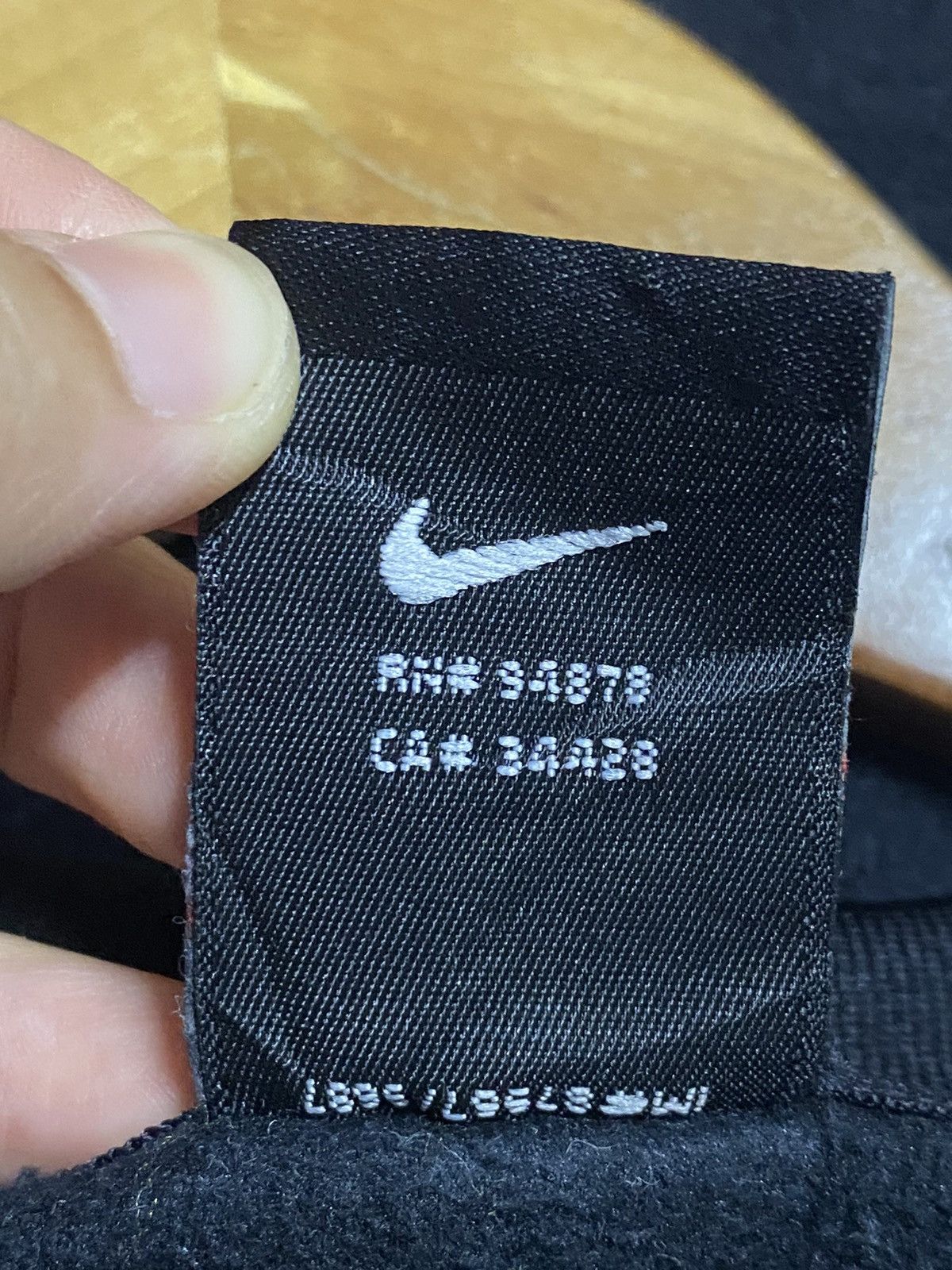 Vintage Vintage Nike Canada Black Sweater Size US L / EU 52-54 / 3 - 13 Thumbnail