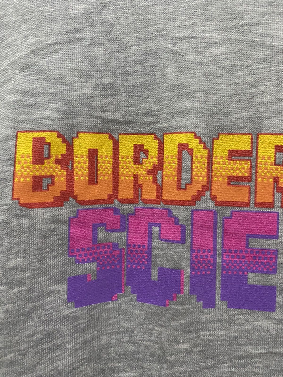 The Game Borderland science by Gearbox studio quebec crewneck Size US M / EU 48-50 / 2 - 4 Thumbnail