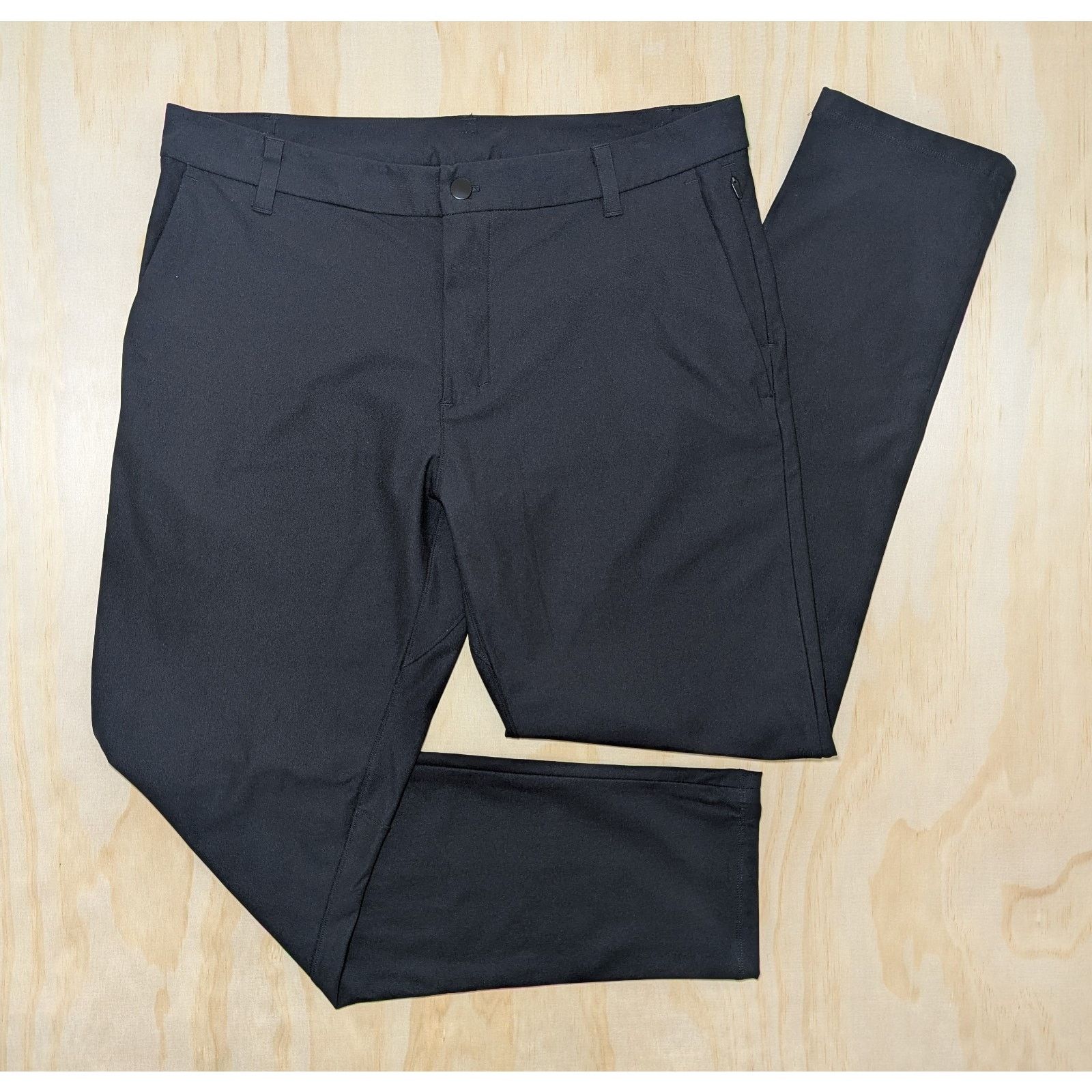 Lululemon Lululemon Men's Size 34x31 ABC Pants Black Stretch Size US 34 / EU 50 - 1 Thumbnail
