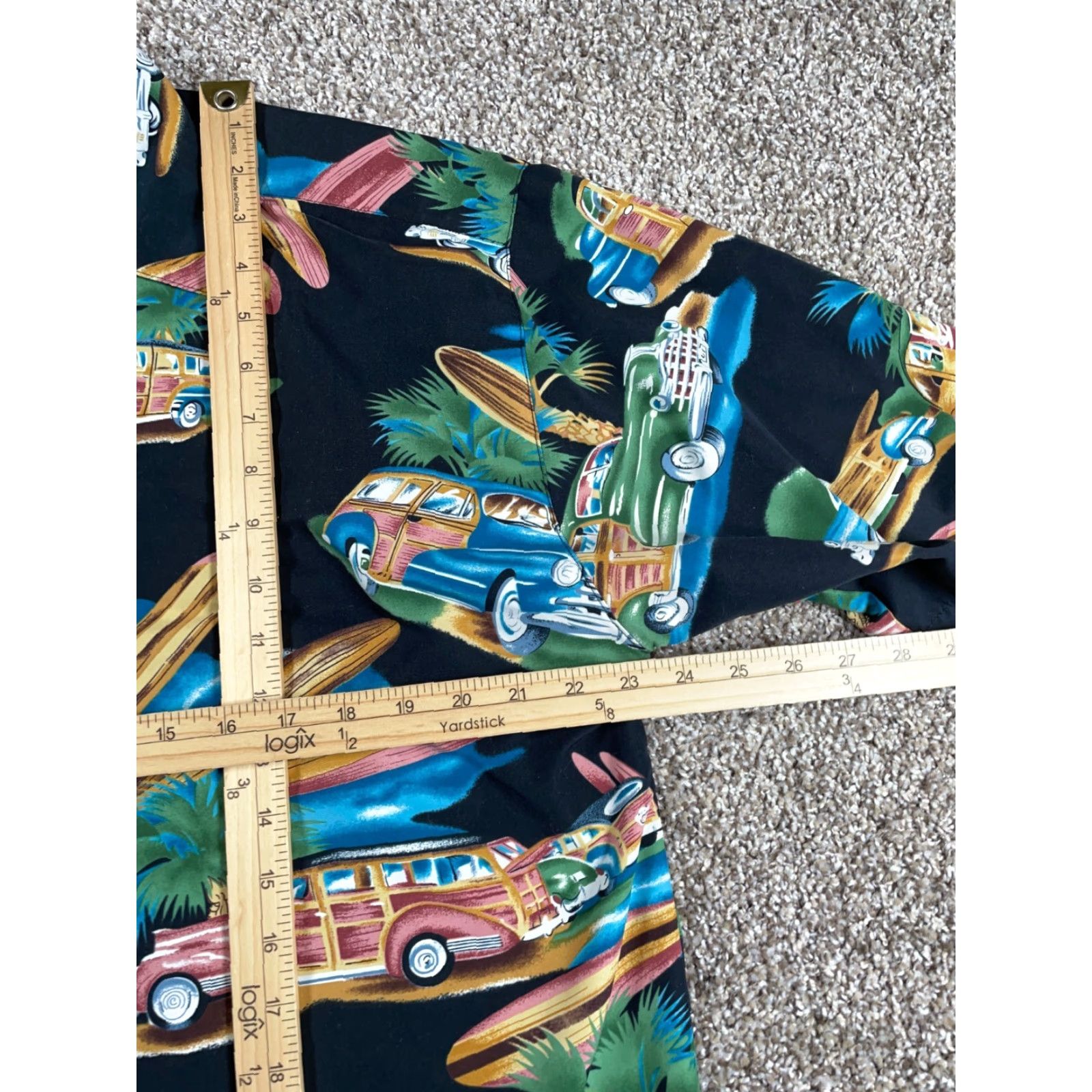 Vintage VTG Classic Car Hawaiian Shirt Adult Large Black Aloha Camp Collar Surf Retro Vintage Mens Shirt Hawaii Floral Short Sleeve Button-Up Size US L / EU 52-54 / 3 - 6 Thumbnail