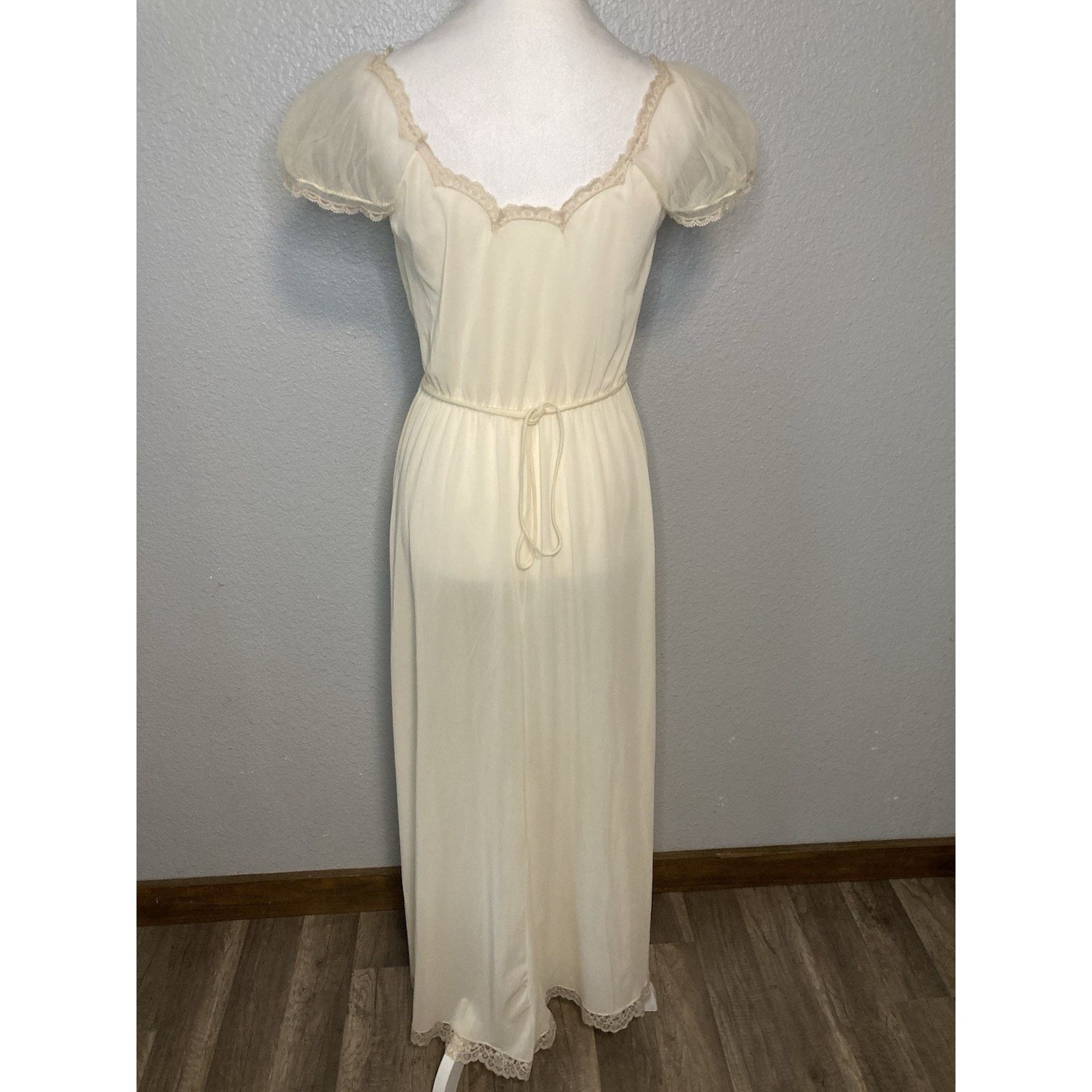 Vintage 40s/50s Artemis Nightgown Robe 32 Peignoir Lace Lingerie Size XS / US 0-2 / IT 36-38 - 9 Thumbnail