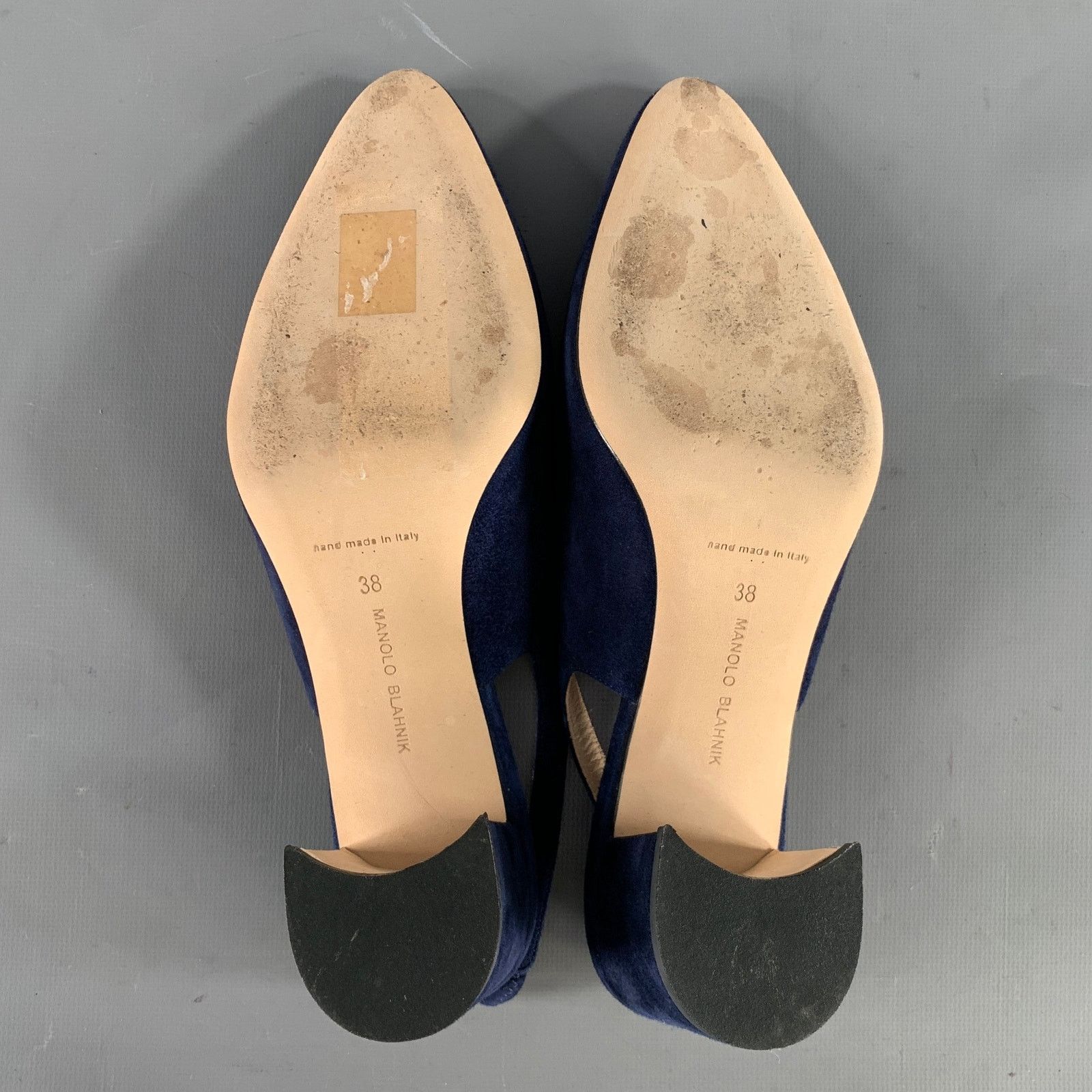Manolo Blahnik MANOLO BLAHNIK Size 8 Navy Suede Slingback Pumps Size US 9.5 / IT 39.5 - 6 Thumbnail