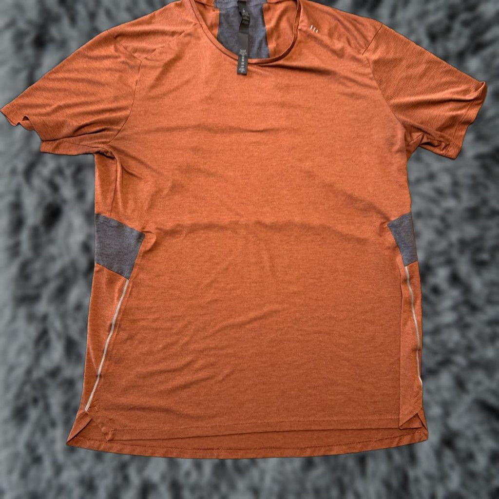 Lululemon Lululemon Shirt Mens Large Lightweight Athletic Gym Copper Gray Crew Neck Short Sleeve Pullover Breathable Moisture Wicking Size US L / EU 52-54 / 3 - 1 Thumbnail