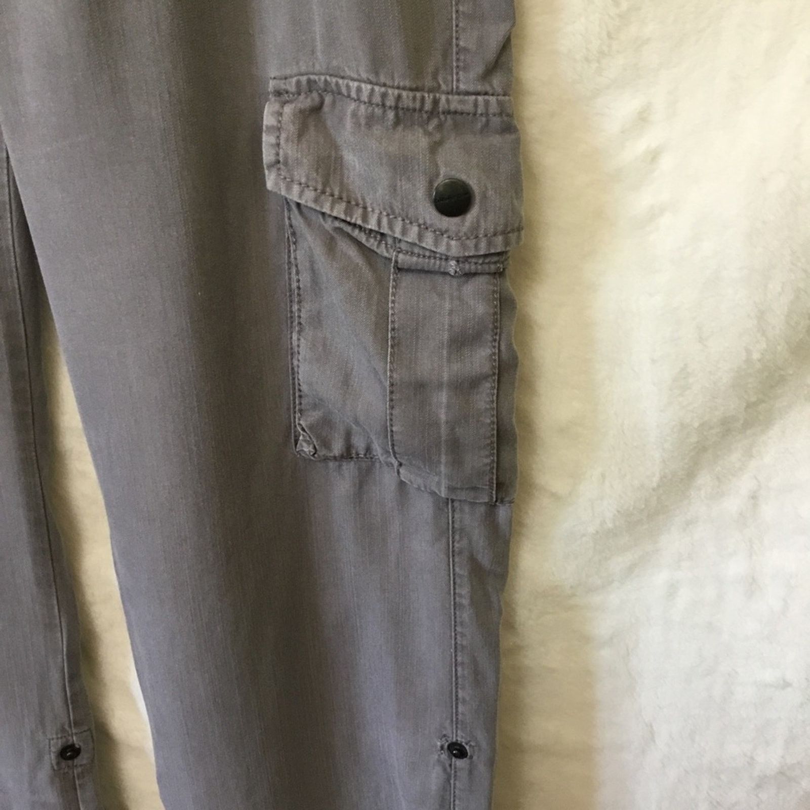 Coldwater Creek Coldwater Creek Gray with Bottom Button Up Pants Size 30" / US 8 / IT 44 - 3 Thumbnail