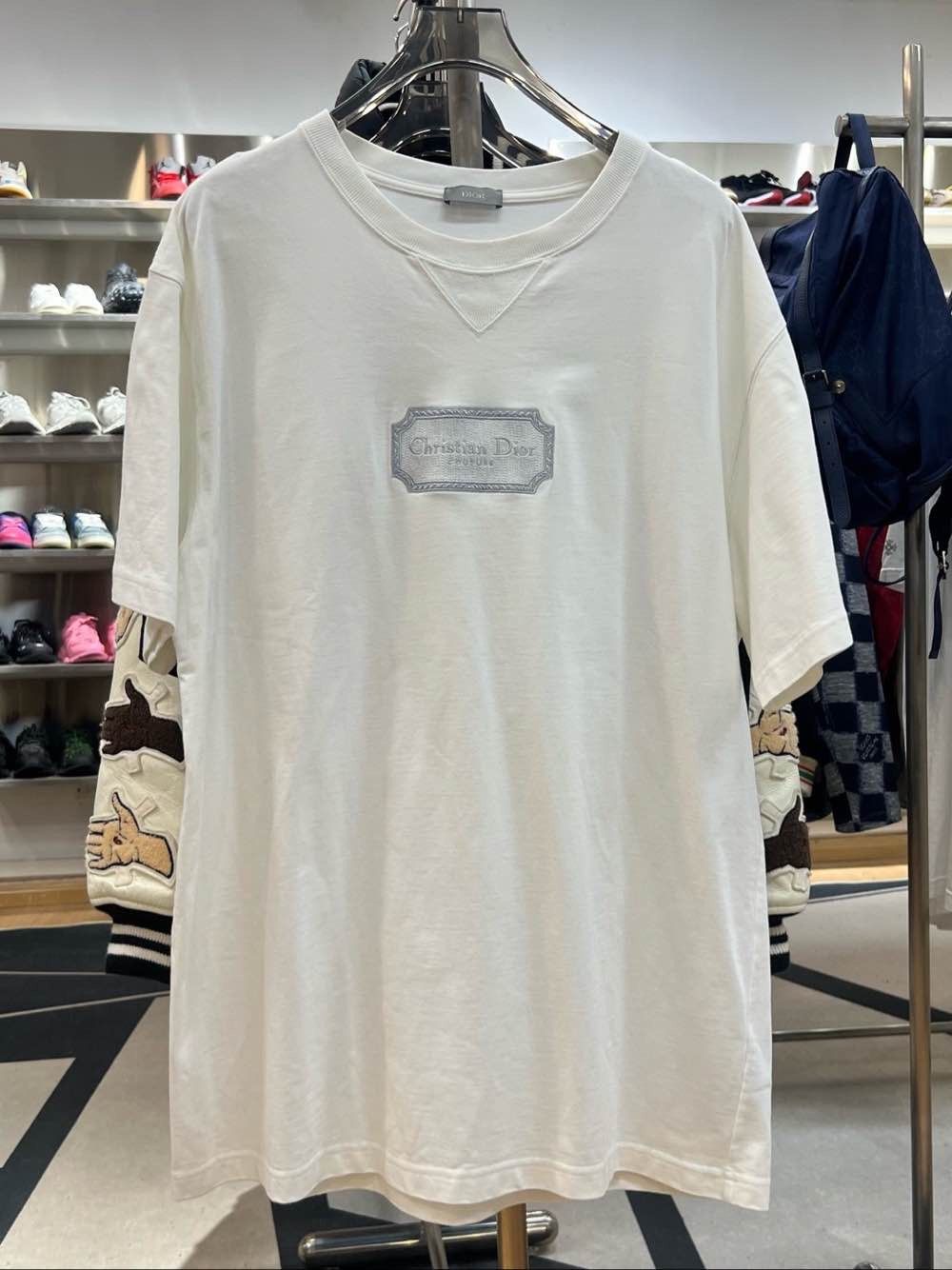 Dior DIOR Logo Patch T-Shirt Size XXL Size US XXL / EU 58 / 5 - 1 Thumbnail