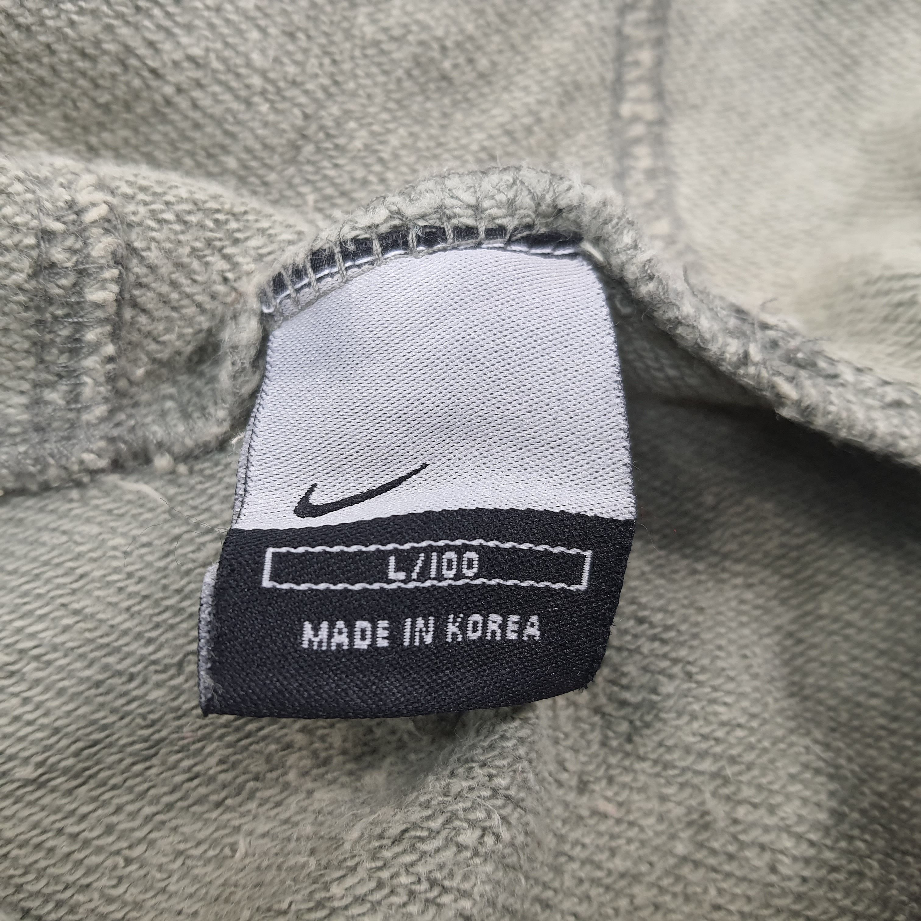 Nike × Vintage Vintage NIKE Embroidered Swoosh Hoodie C215N18 Size US L / EU 52-54 / 3 - 4 Thumbnail